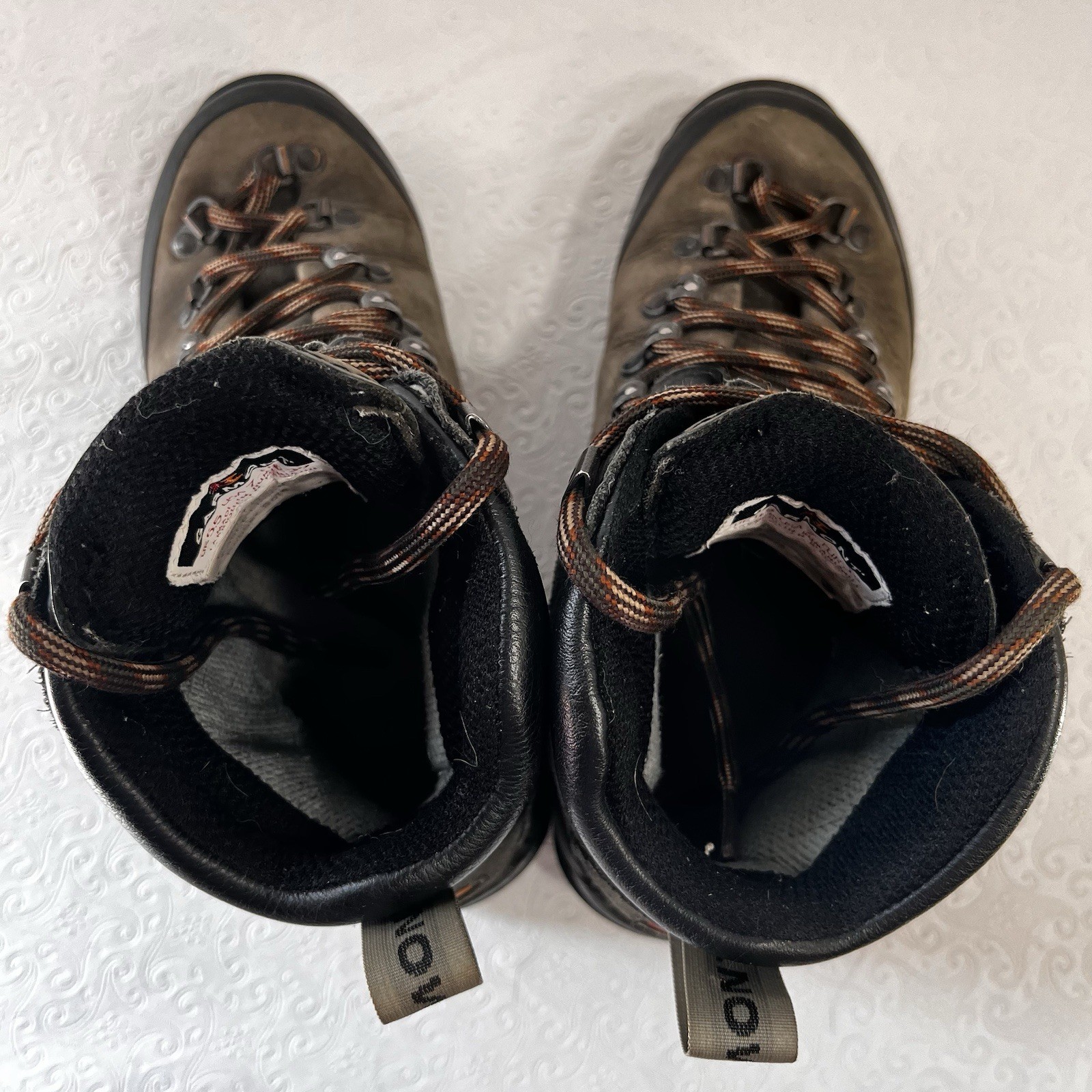 Garmont Dakota Hiking Backpacking Mountaineer Boots Men Size 7 Vintage Y2K Work