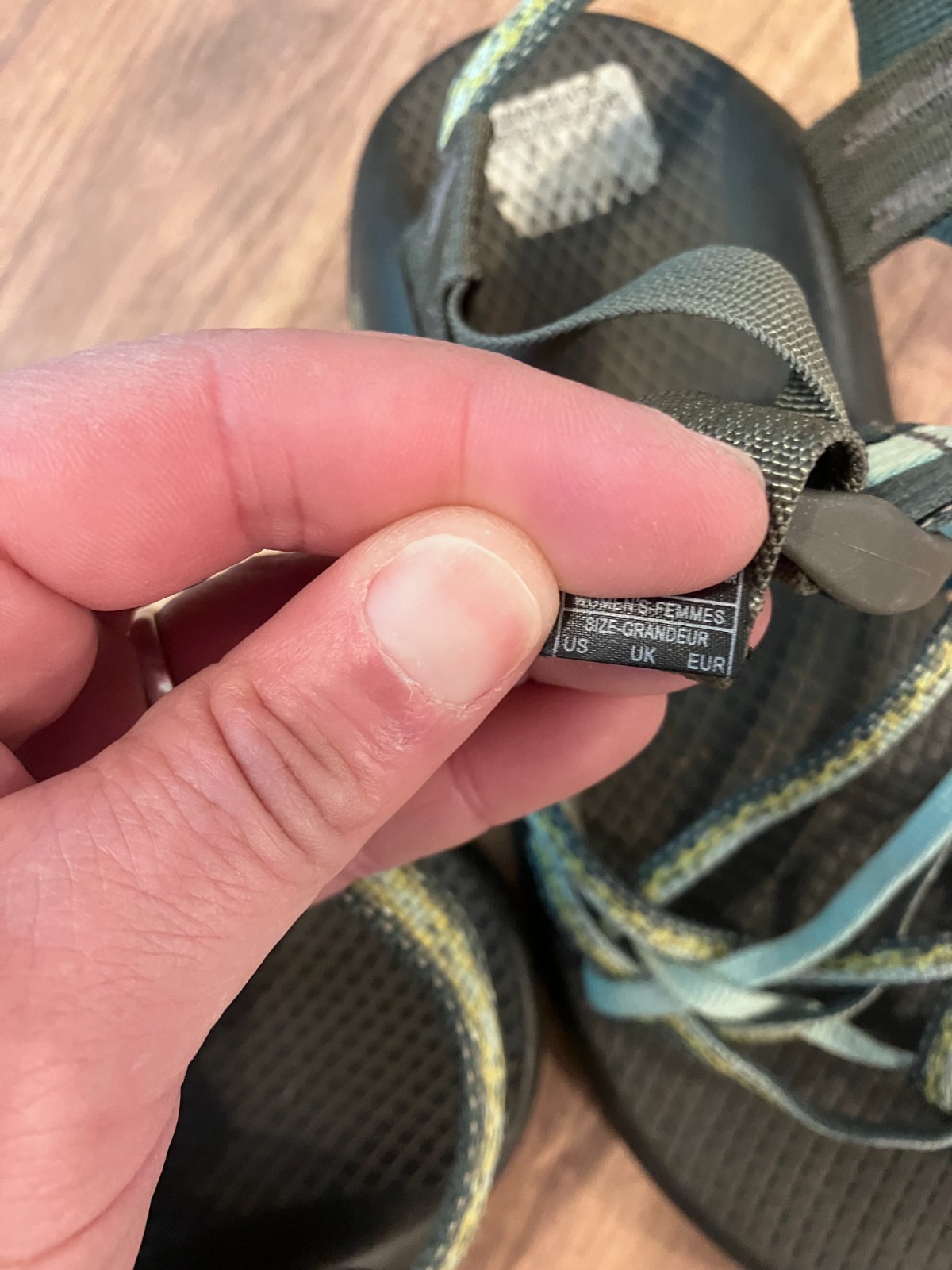 Women´s size 7 toe loop Chaco sandals