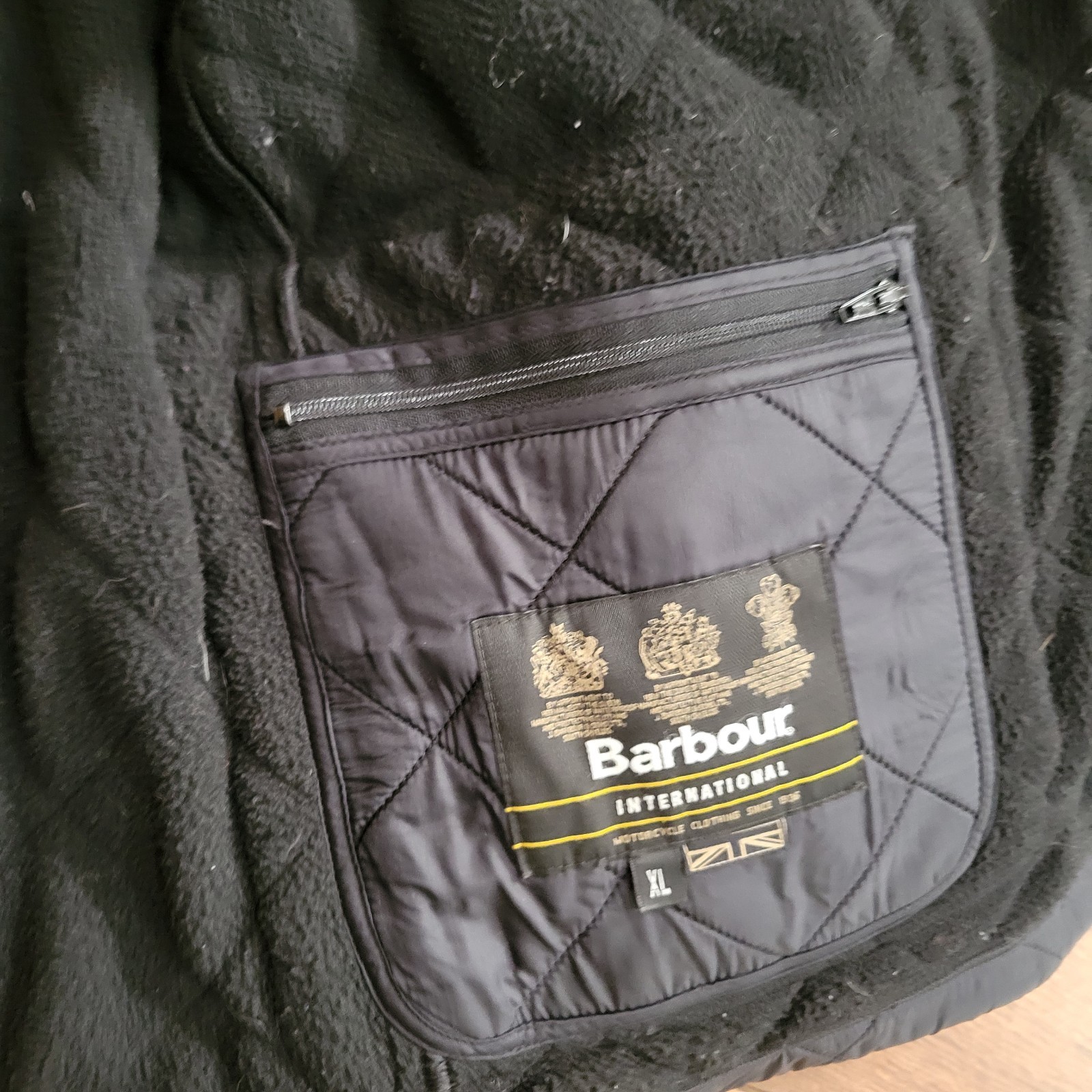 BARBOUR INTERNATIONAL Men’s Quilted Logo Jacket Size XL