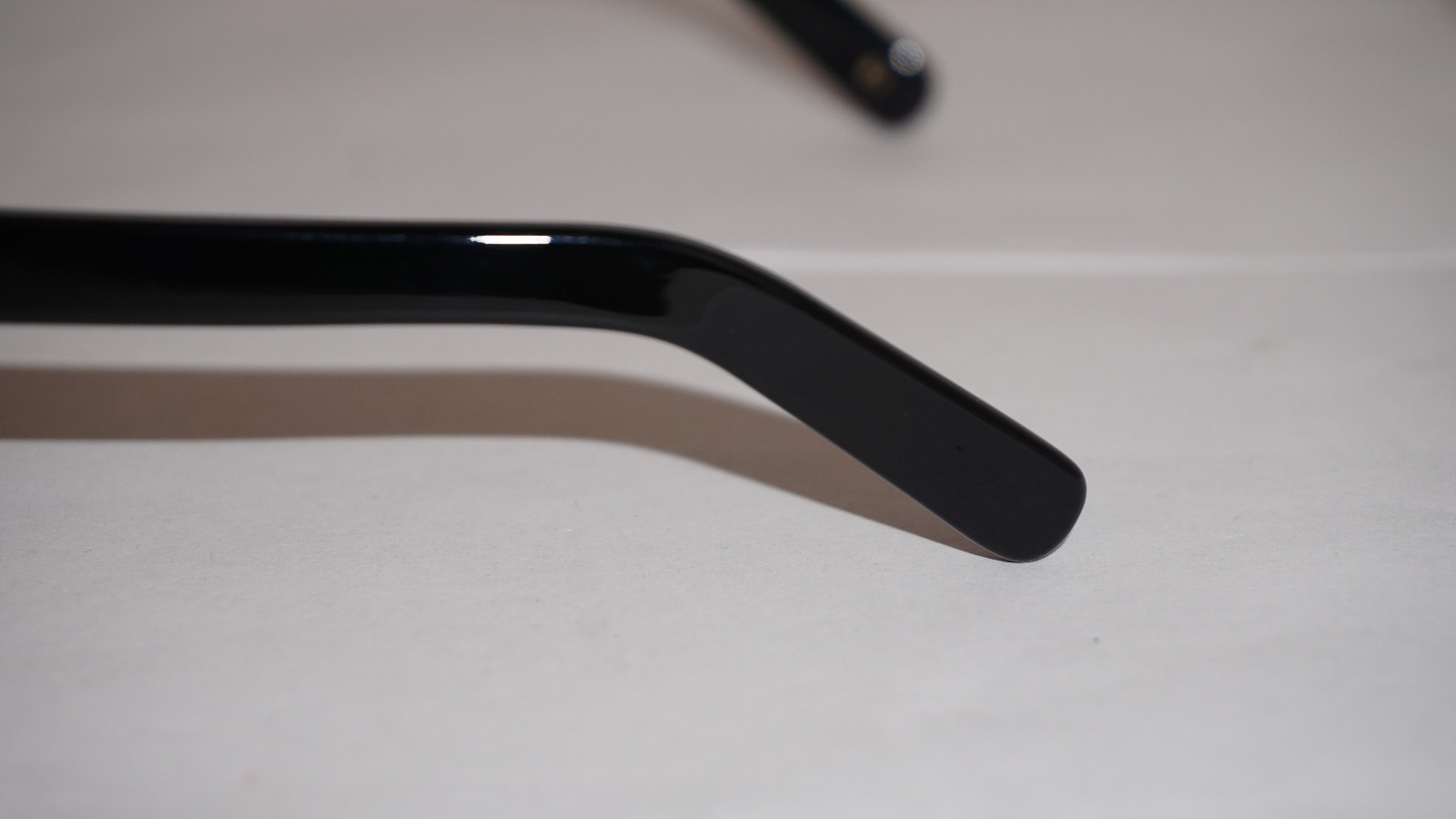 L.G.R Sunglasses REUNION BOLD 4172 Round Black Yellow Gradient 49 25 145