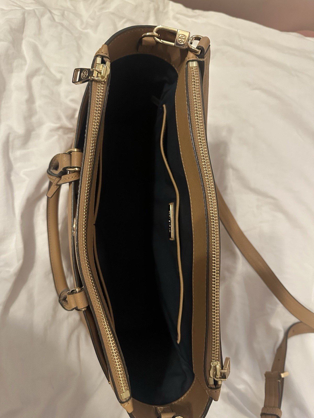 Tory Burch Robinson double zip Tote, Cardamom, Excellent Condition