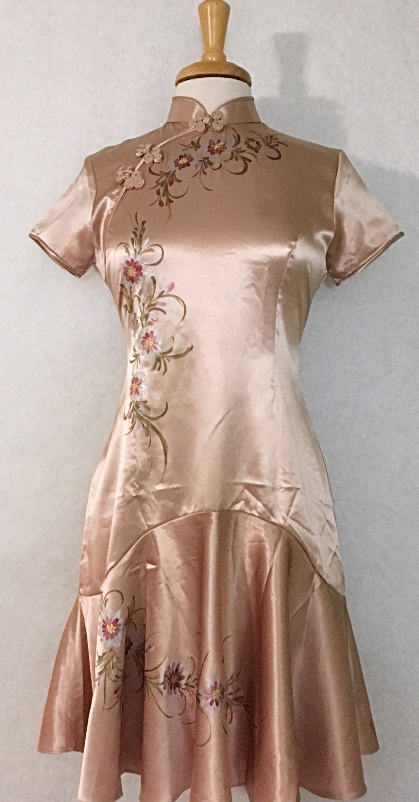 Modified Asian Chinese Cheongsam Qipao Fashion Dress Rose Gold with Hand Painted