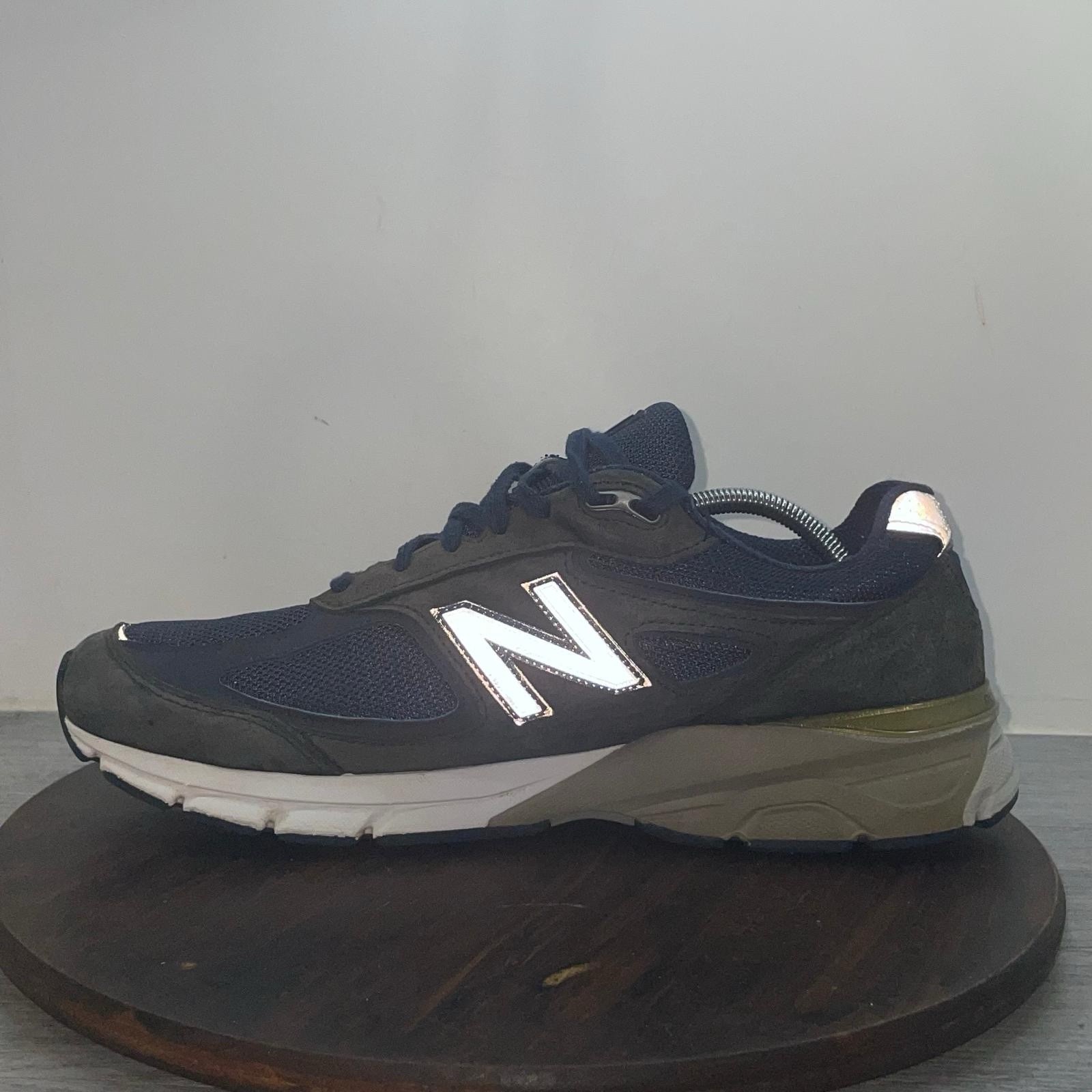 New Balance 990v4 Men’s Size 12 2E Navy Blue Suede Running Shoes Sneaker M990NV4