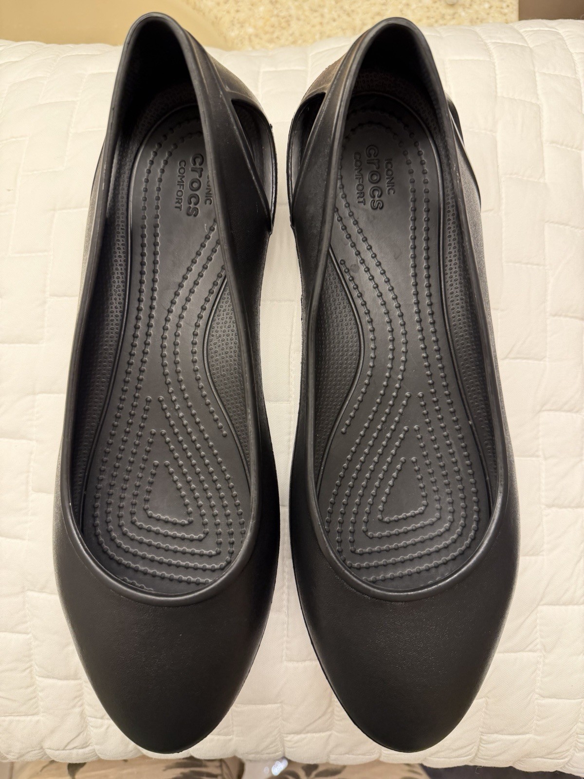 Crocs Sienna Flats Black Slip On Comfort Shoes Women’s Size 10 W10 Comfort