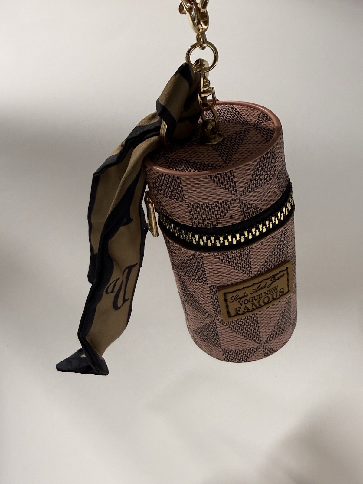 Vouge Lipstick holder bag charm decorative Scarf keychain Geometric Pink Zip
