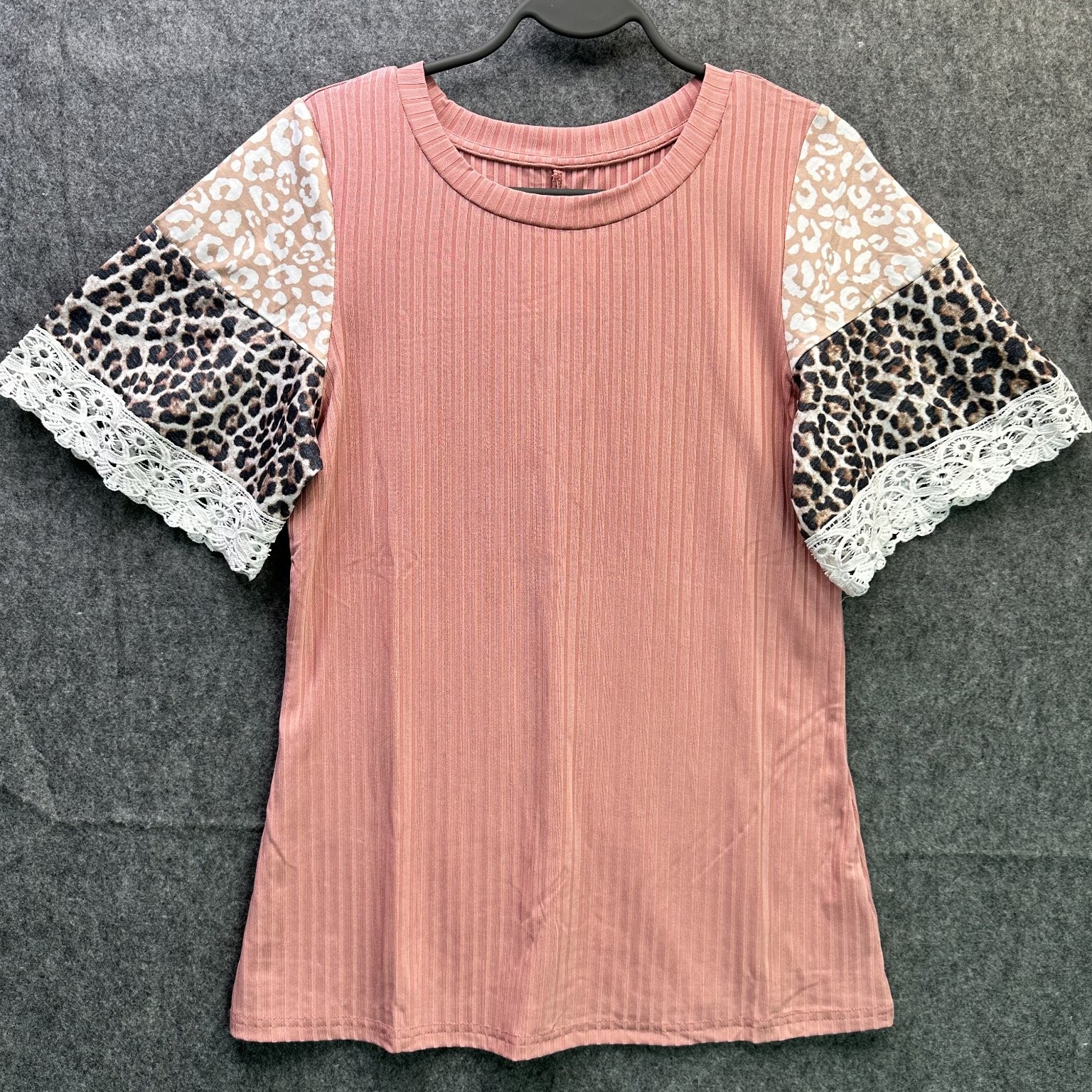 Women’s Pink Ribbed Top Size S Leopard Print Lace Trim Sleeves