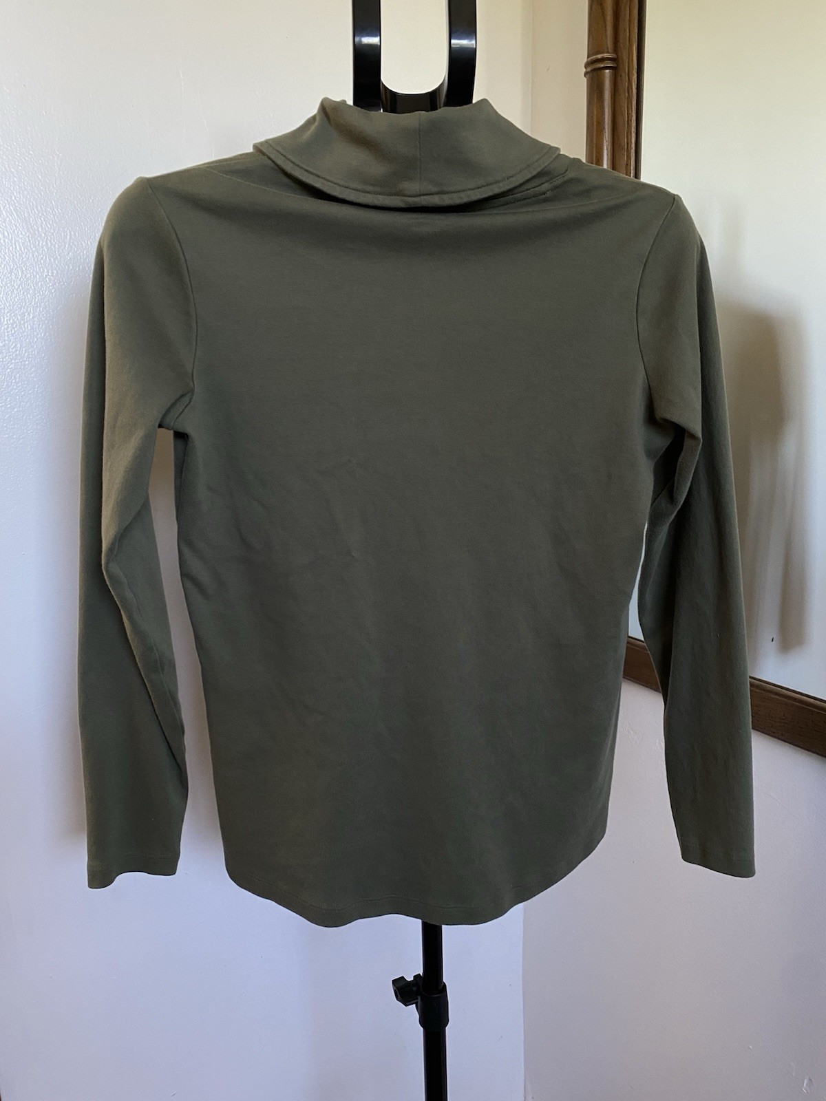 LL Bean Cotton Olive Green Women’s Crowl Neck Pull Over Shirt Size Small