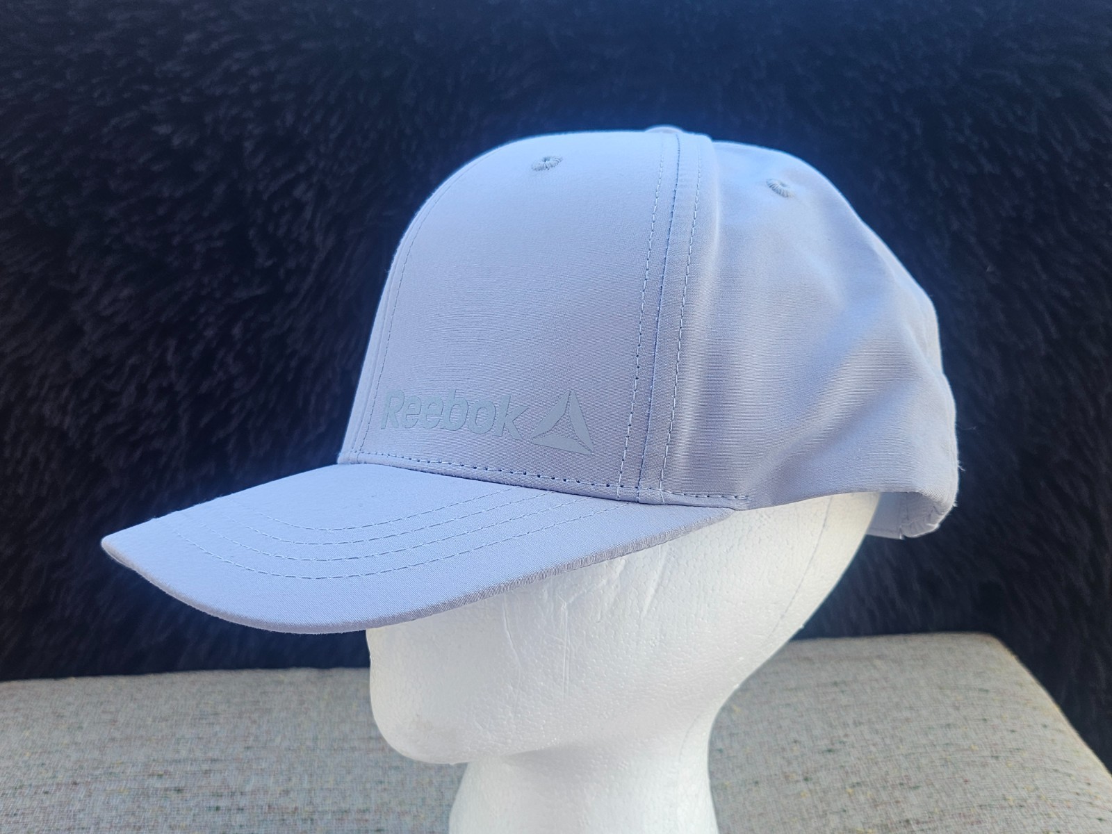 Reebok Men Hat Gray Training Cap Sport Baseball Hat One Size Fit Most NWT