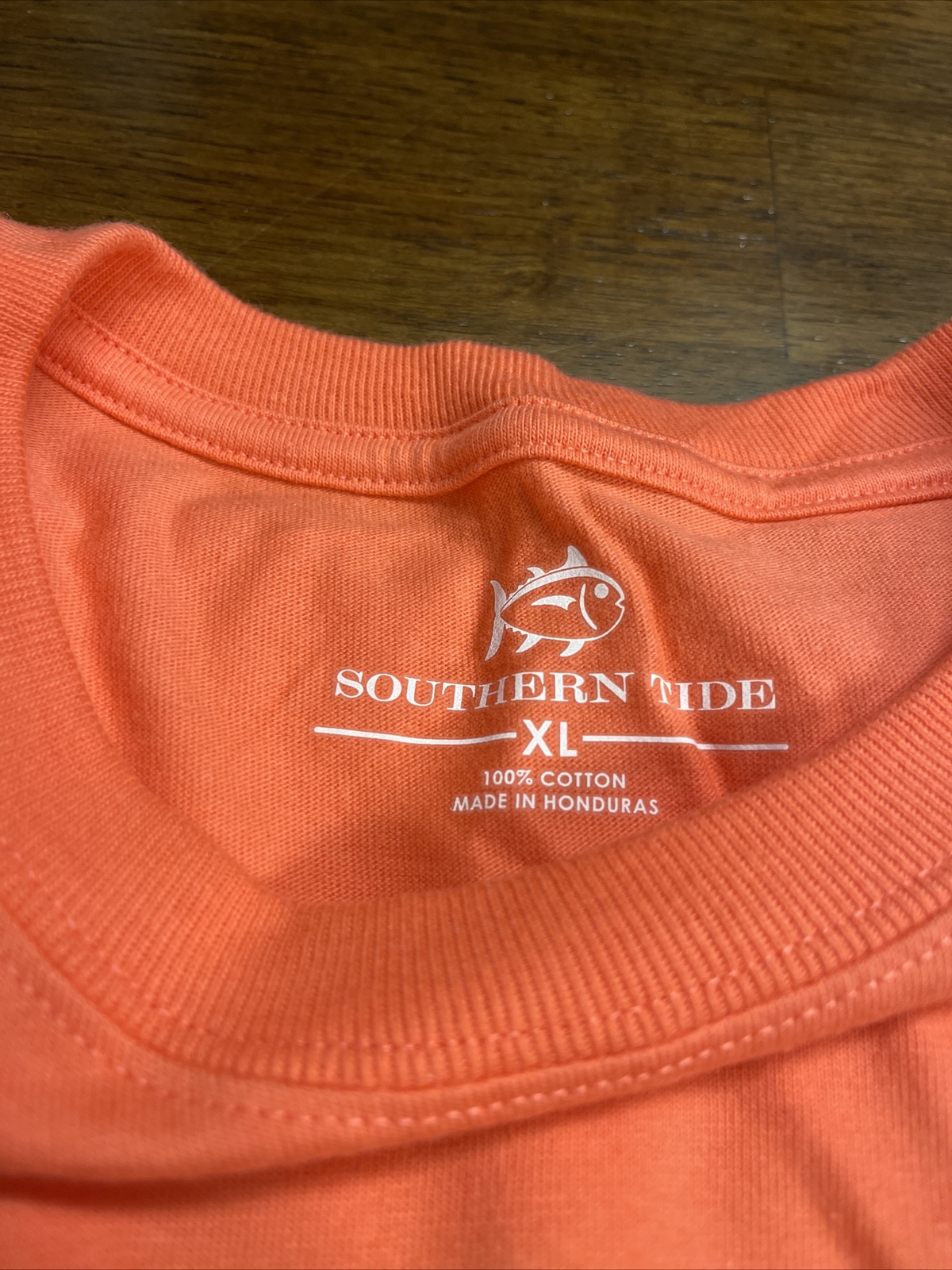NWT SOUTHERN TIDE SZ XL Mens SS Lure Tree Skipjack T-Shirt Coral Orange