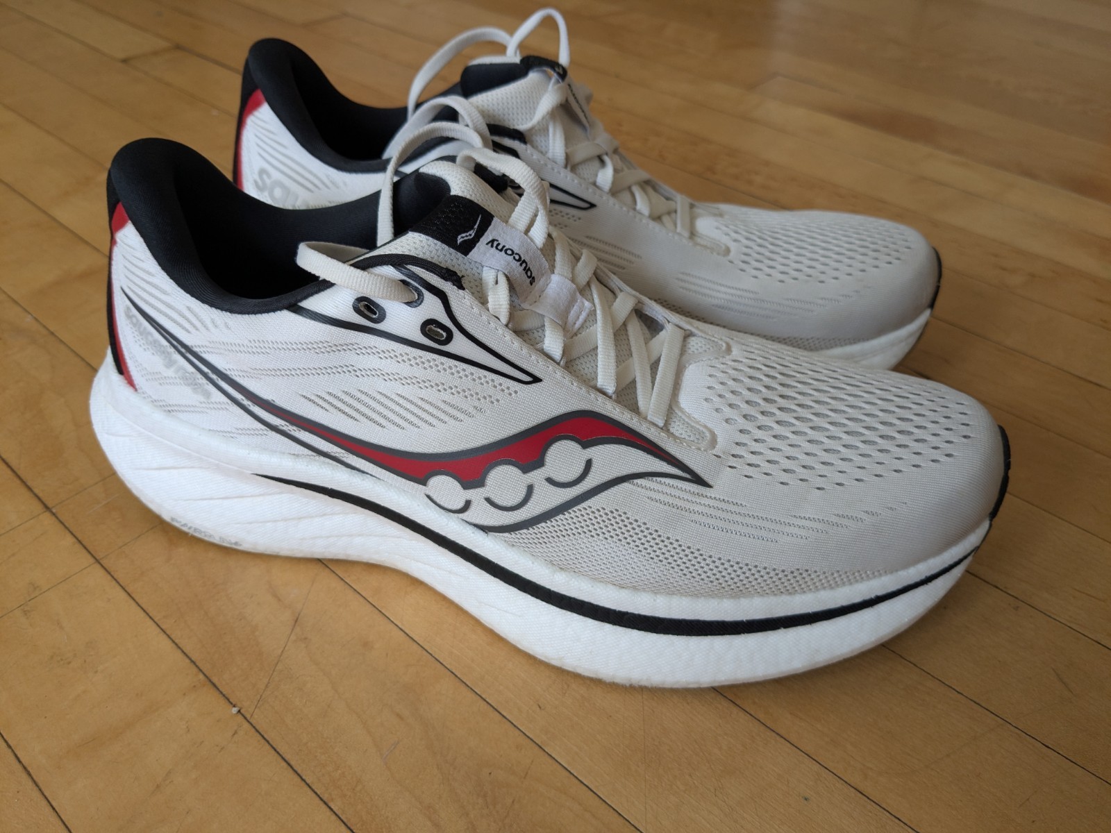 Saucony Ride 18 – Men’s Size 10 – Regular Width – Great Used Condition