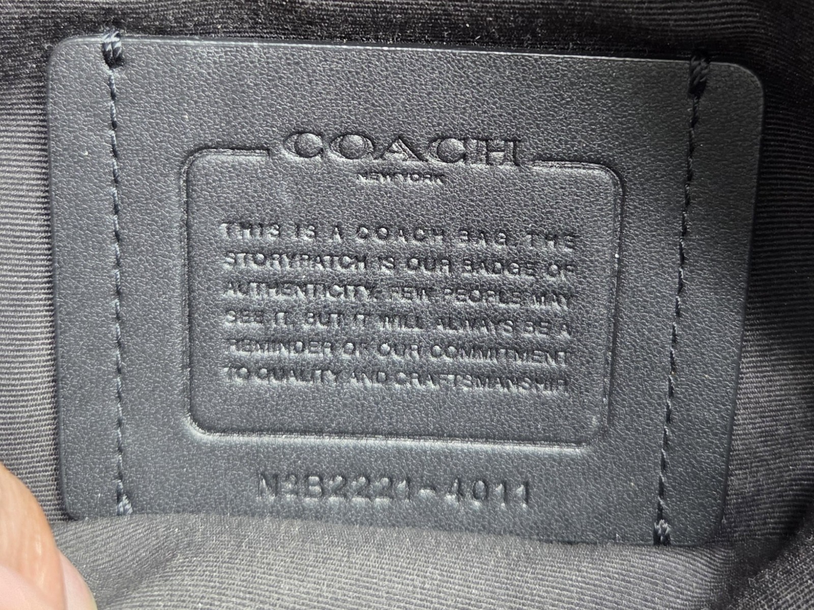 COACH 4011 HOUSTON MEN’S FLIGHT BAG-BLACK PEBBLE LEATHER GUNMETAL HARDWARE- MINT