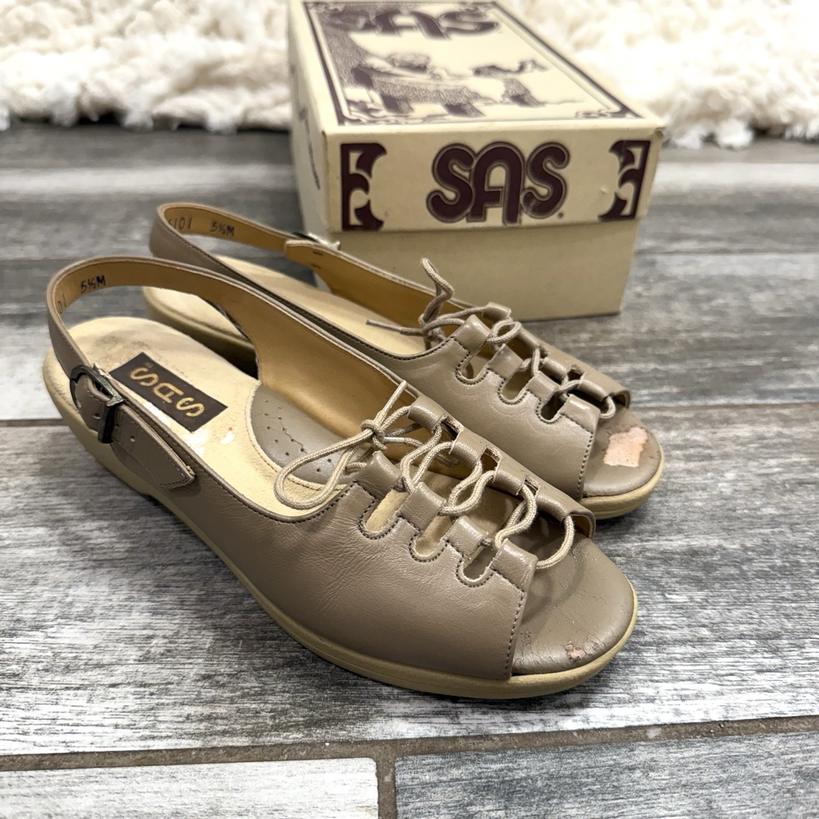 Vtg Boho Peasant SAS Mocha Ghillie Sandals 90’s Women’s 5.5 M Open Walking Shoes
