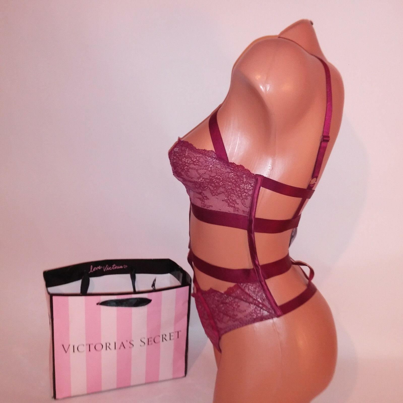 Victoria Secret Lingerie Teddy One Piece Bodysuit Small Deep Red Lace Strappy