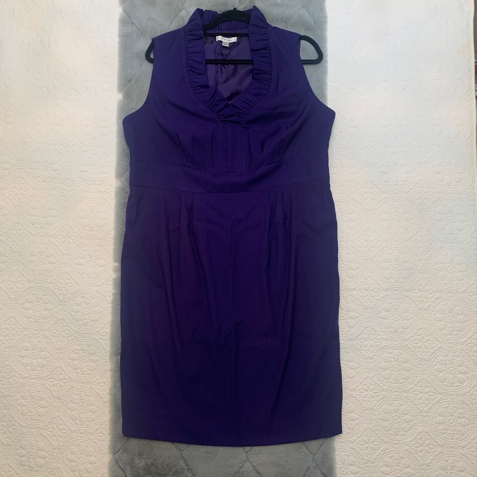 Dressbarn Womens Purple Ruffled V-Neck Sleeveless Sheath Dress Size 14 Lined