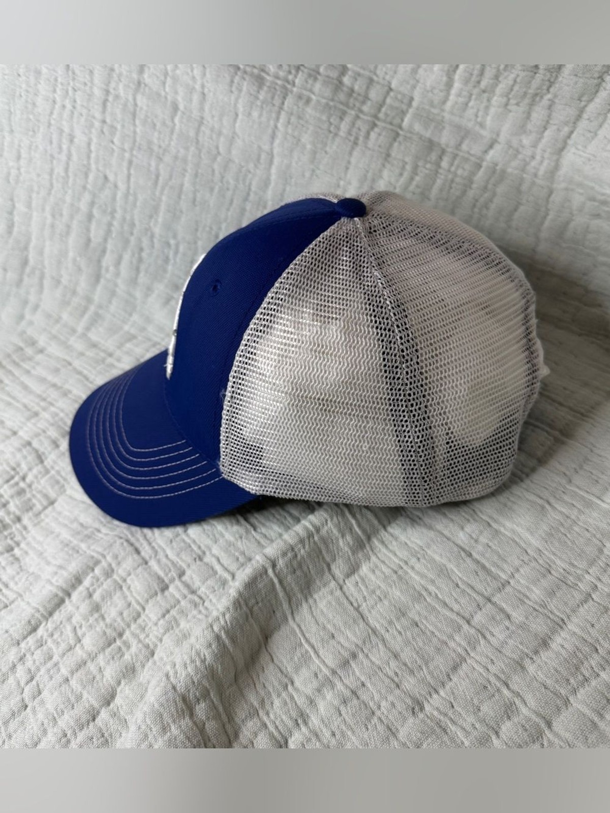 Los Angeles Dodgers Trucker Hat Blue White Snapback Mesh Cap Fan Favorite MLB