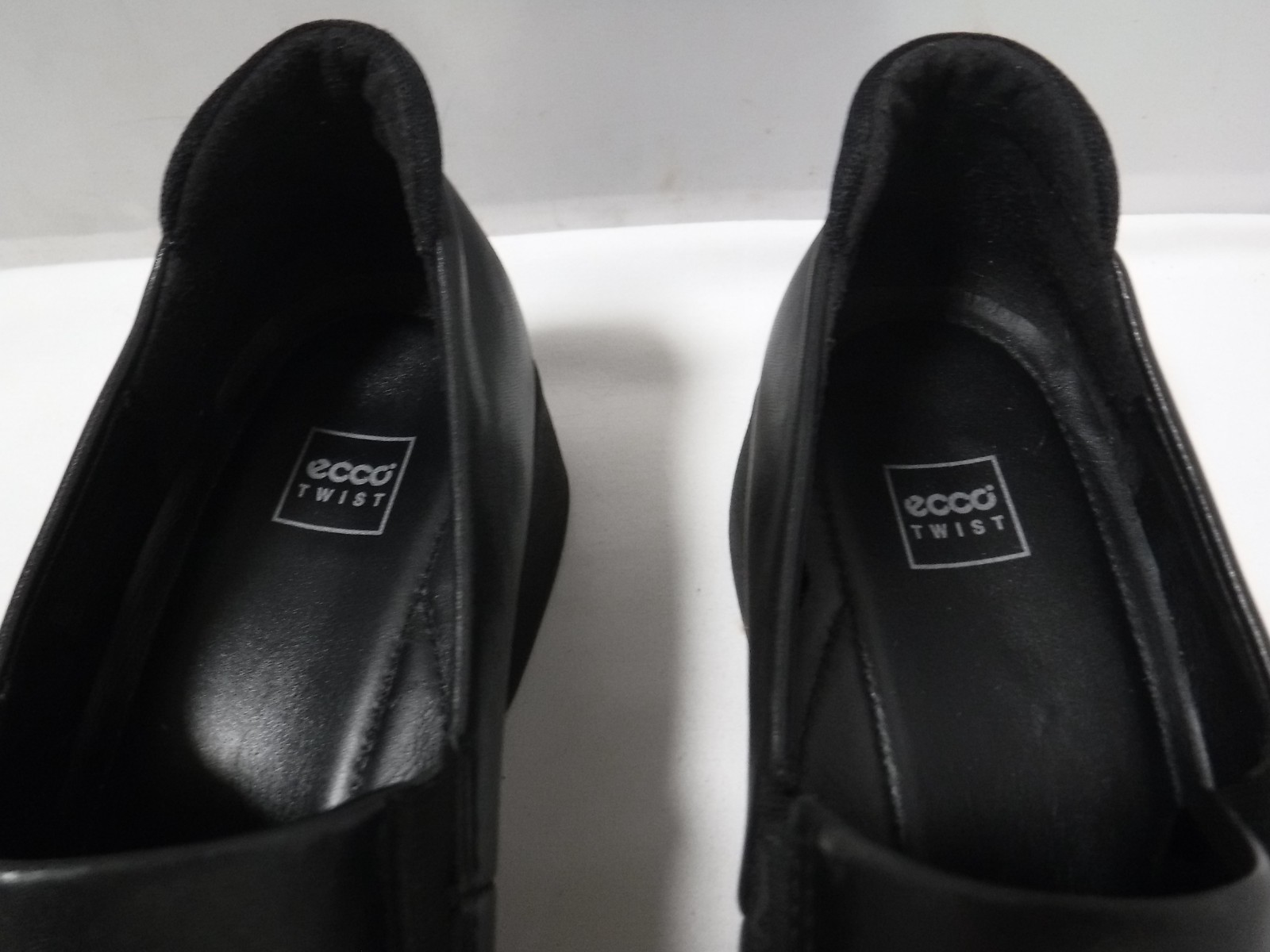 VTG 90s Men’s ECCO TWIST Elastic Gore Slip on Block Heel Loafers Sz 7 Wmns 9.5