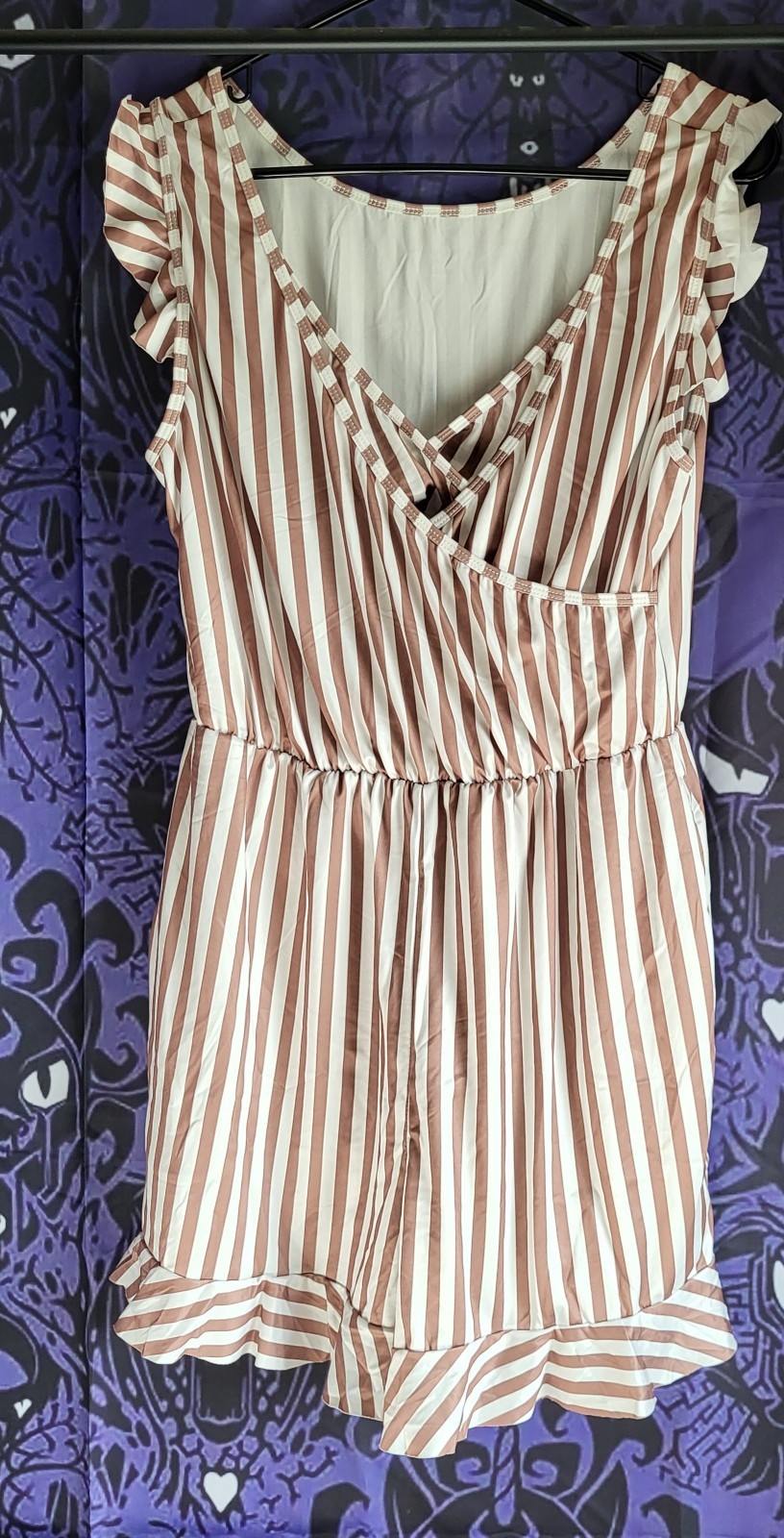 Women’s Striped V-Neck Ruffle Hem Romper Short Sleeve Elastic Waist Size: XL