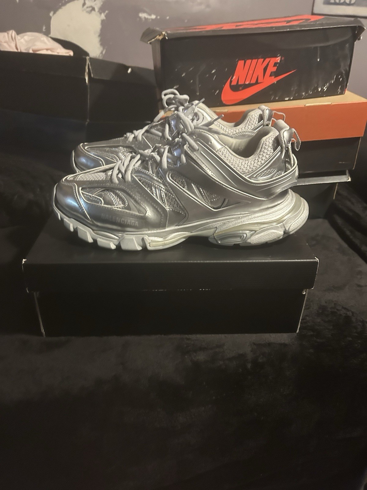 Balenciaga Men’s Silver Low Top Lace-Up Athletic Sneakers Casual Pre-Owned