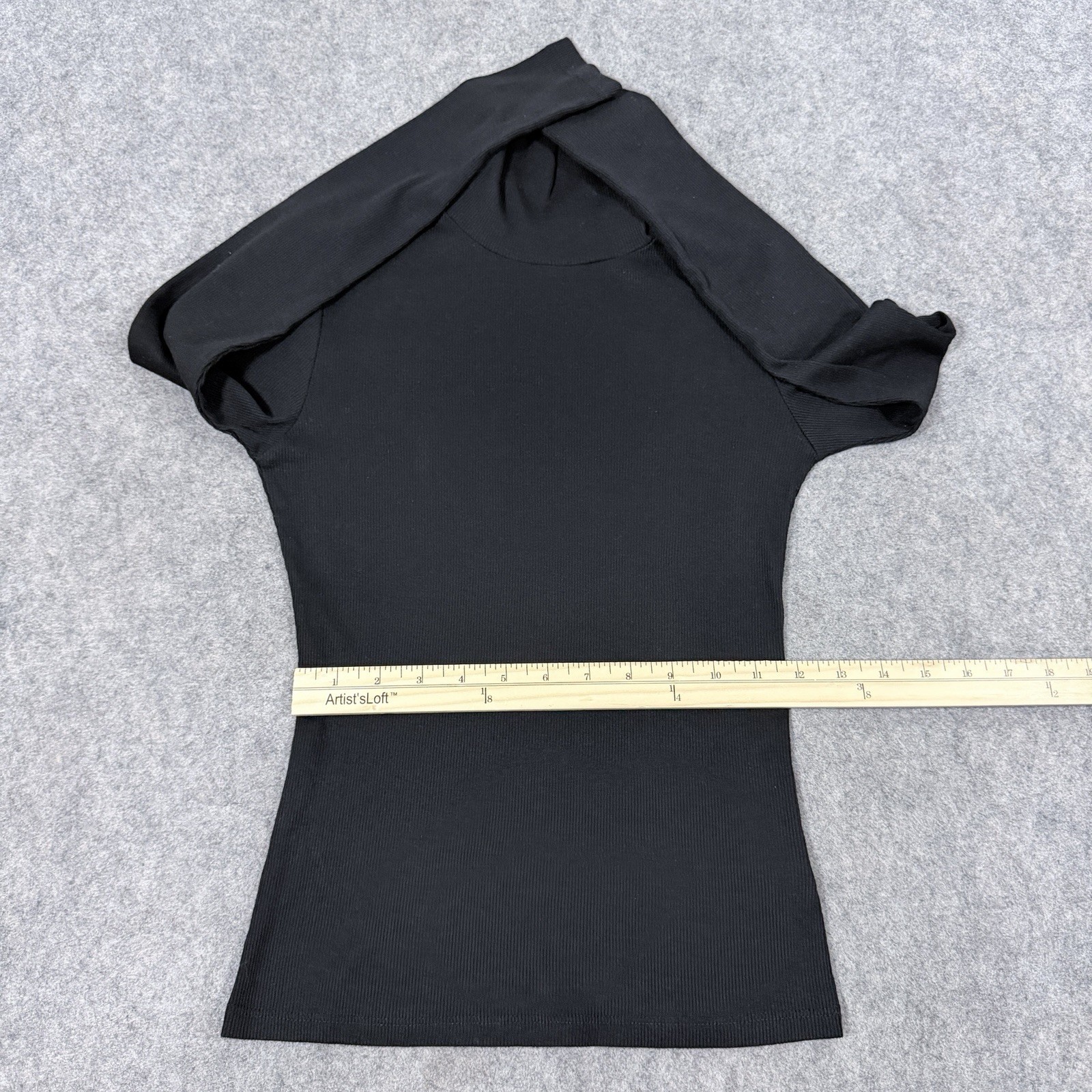 Active Basic Long Sleeve Pullover Turtleneck Sweater Women’s Size Medium Black