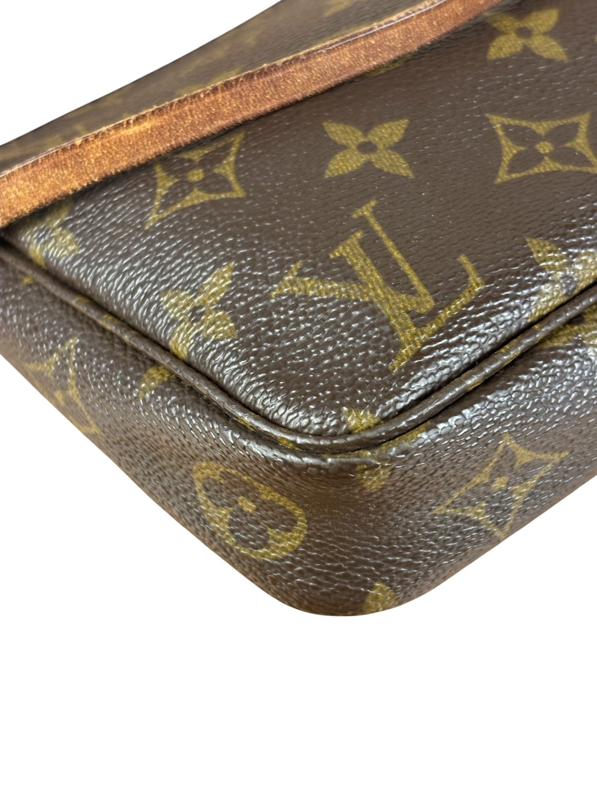 Size OS – Louis Vuitton Monogram Pochette / Pre-Owned