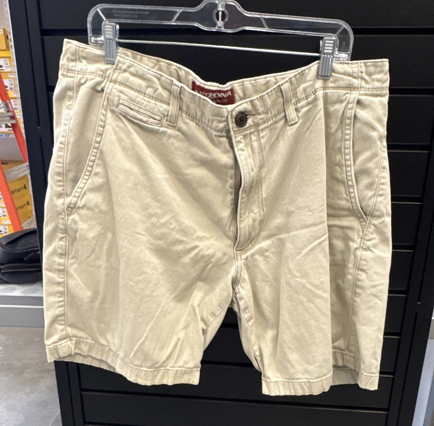 Arizona Jean Co. Men’s Beige Solid Chino Shorts Flat Front Pockets Button