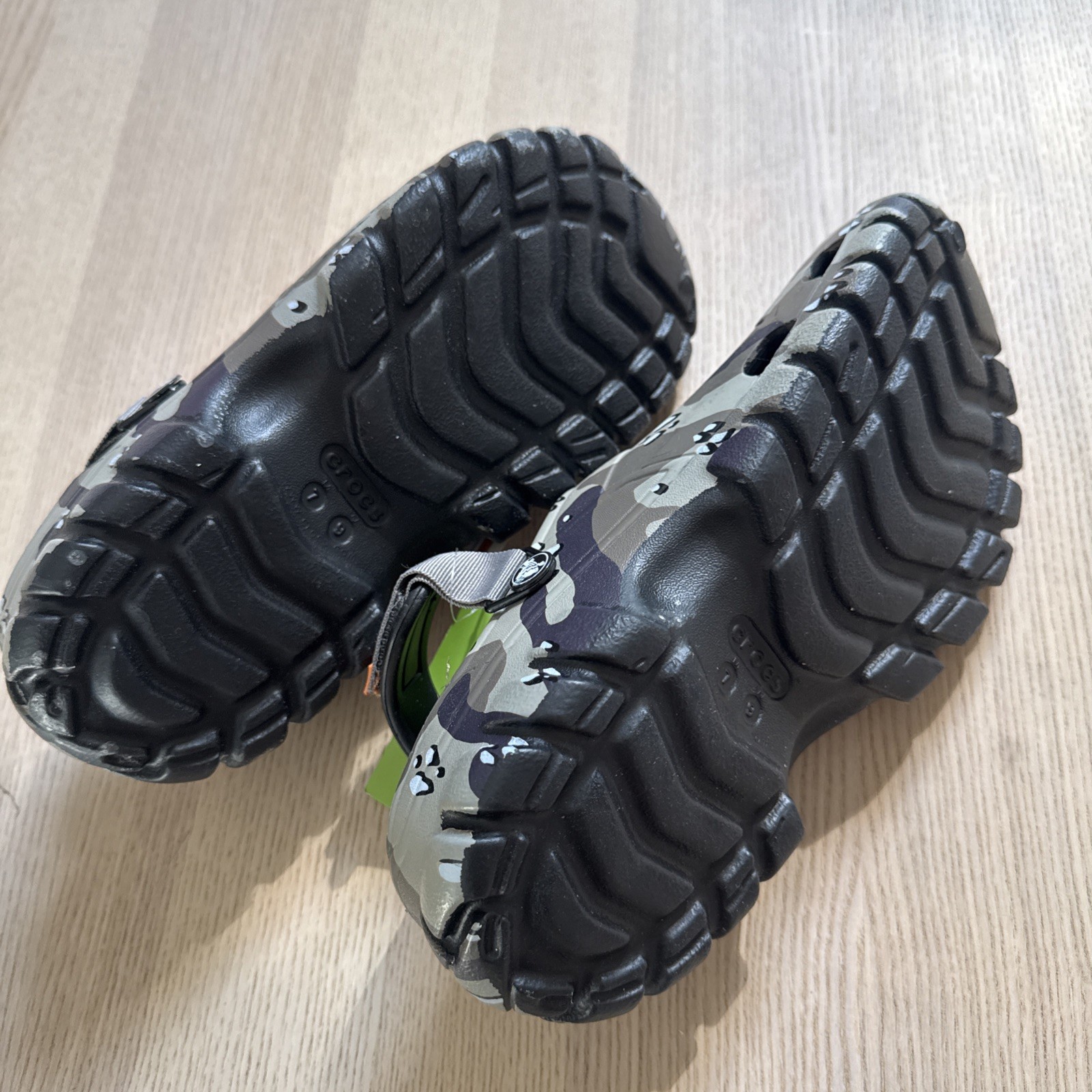 Crocs Offroad Sport Clogs Size Mens 7 Womens 9