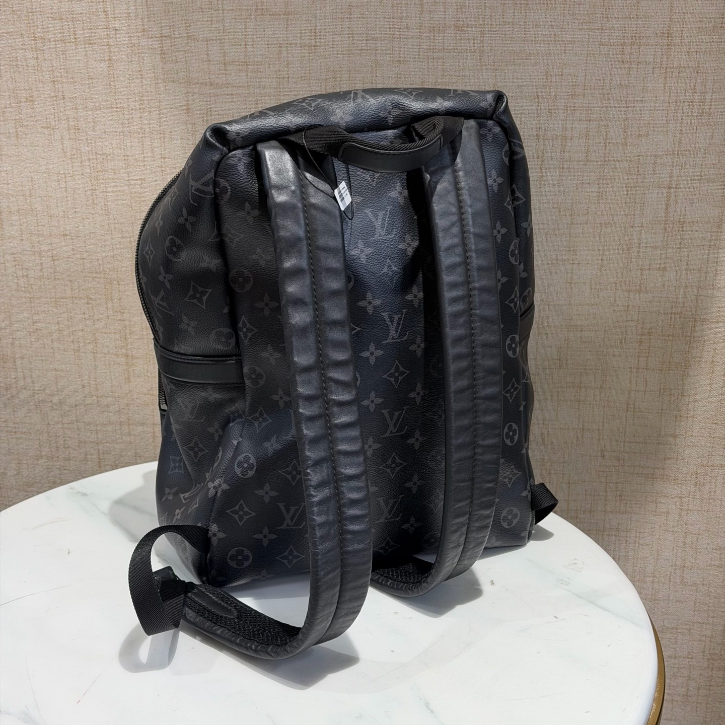 LOUIS VUITTON Black letter print Discovery Backpack For Men