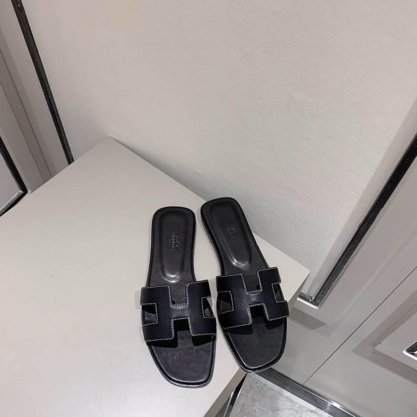 Hermes Oran Slip-On Sandals Women Size EU35 Black