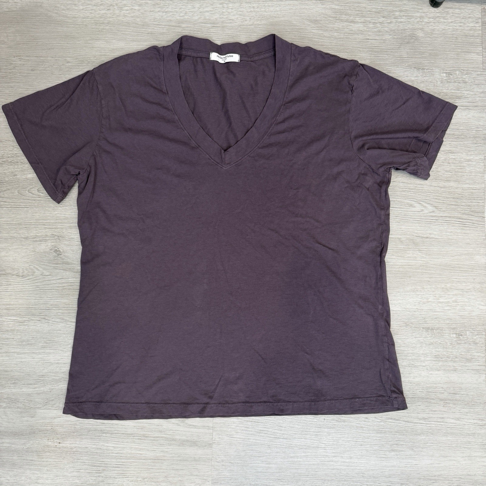 Perfect White Tee Womens T Shirt V-Neck Size XL 100% Cotton Purple