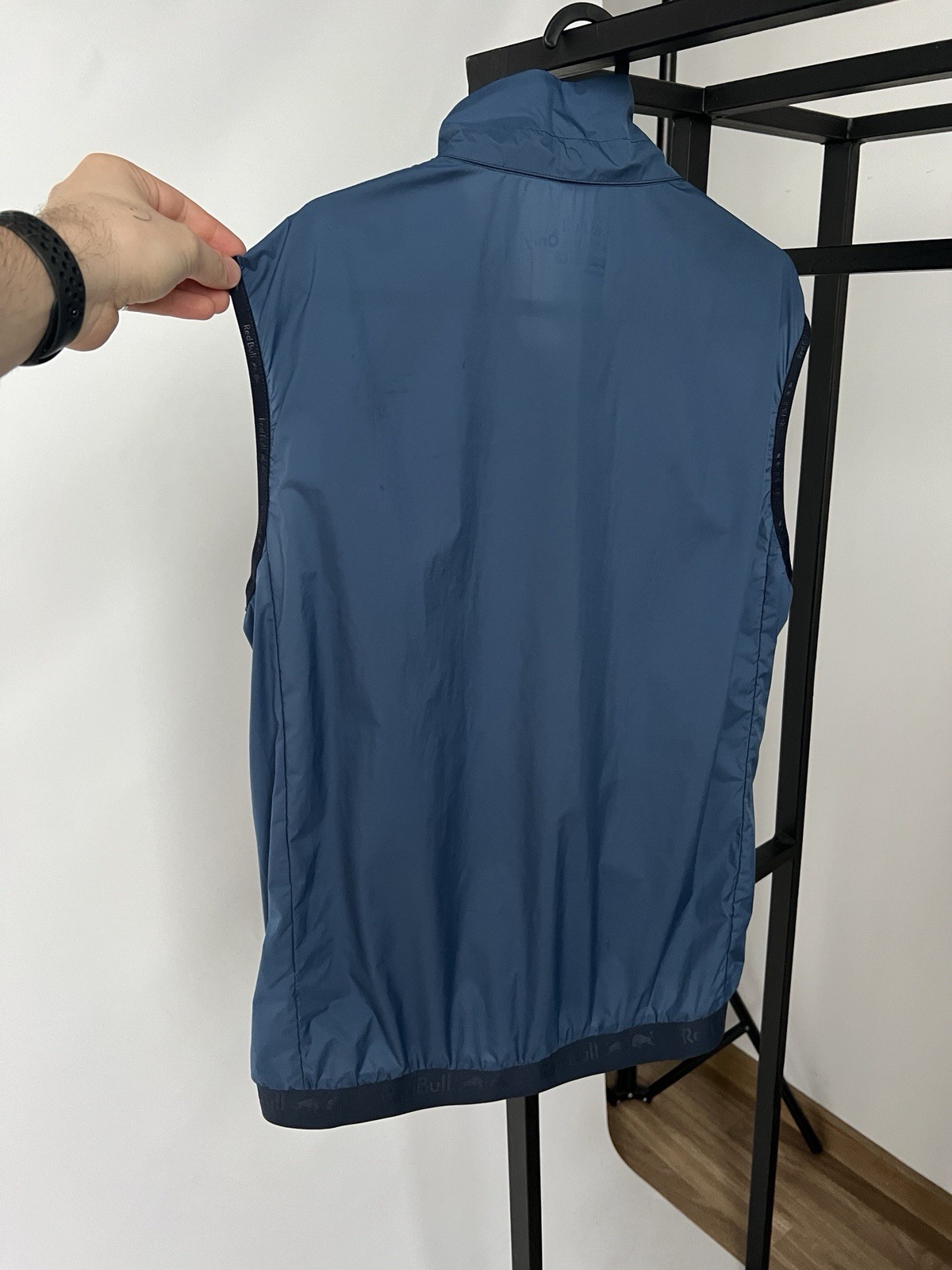 Red Bull Athletes Only Performance Jacket / Gilet – Blue – Size M – Redbull