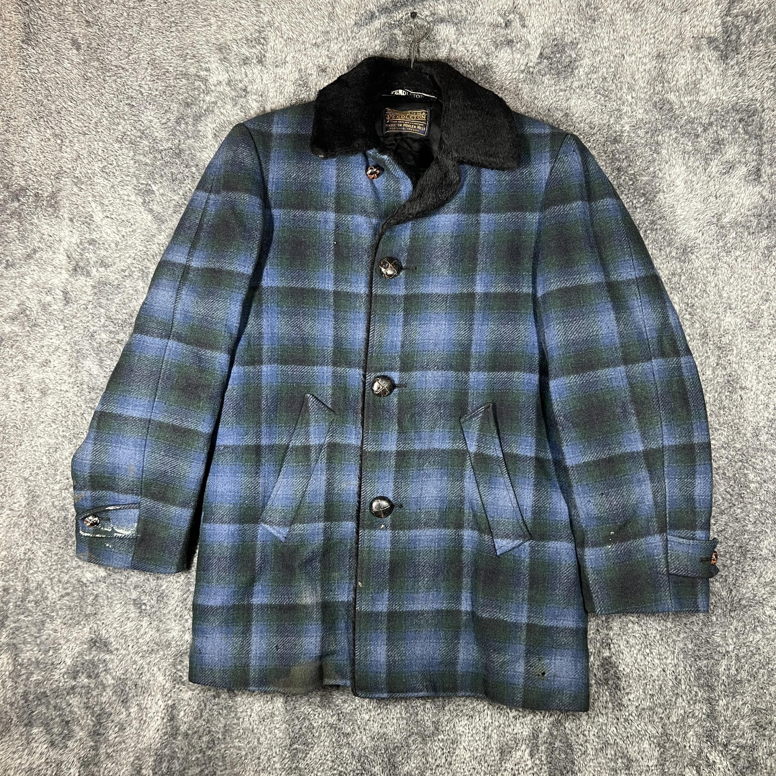 Vintage Pendleton Coat Mens 38 Blue Plaid Wool Overcoat Fur Trim Quilted 70s