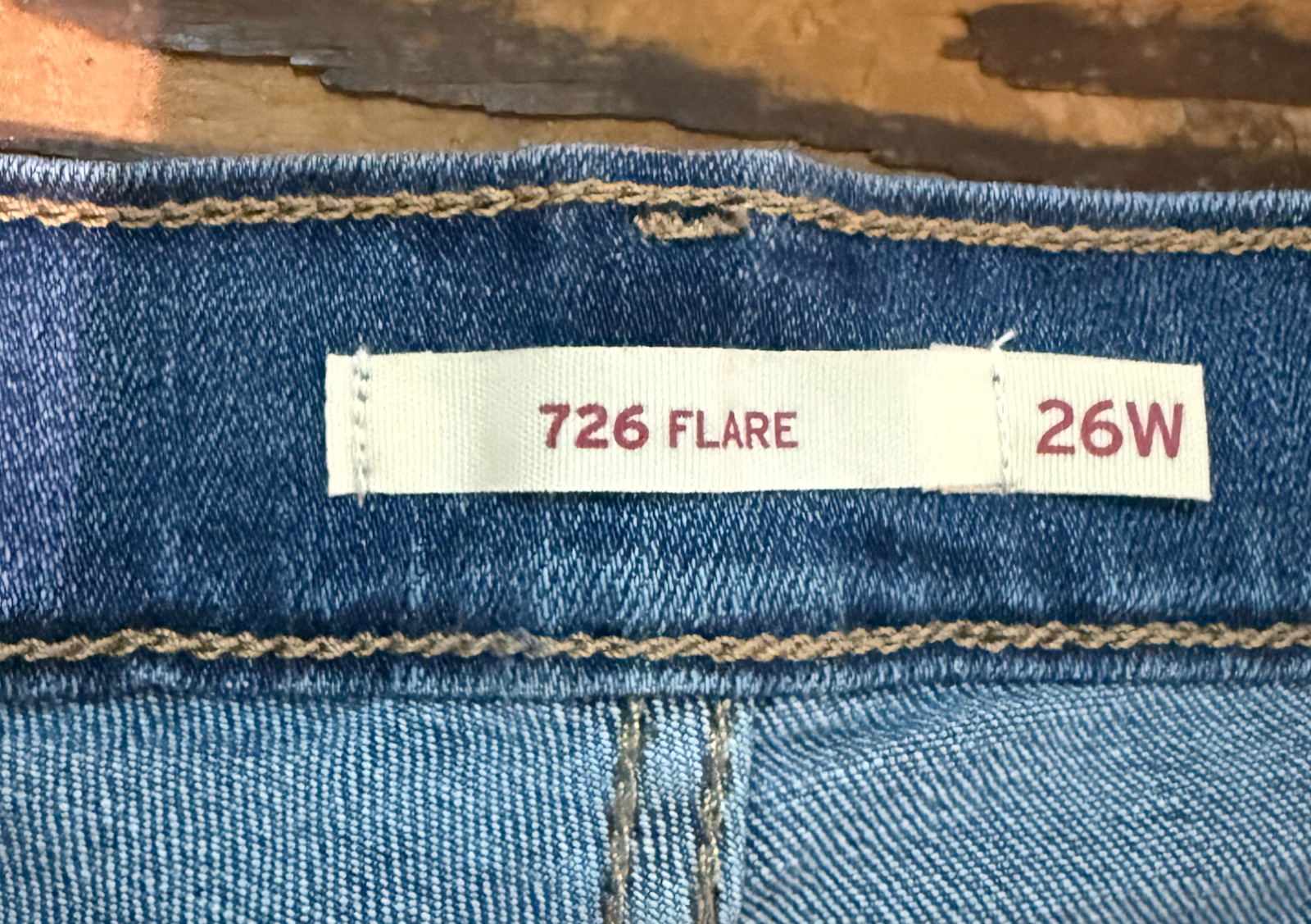 NEW Levis 726 High Rise Flare Jeans Medium Wash Denim Blue Women’s W26 L30 NWT