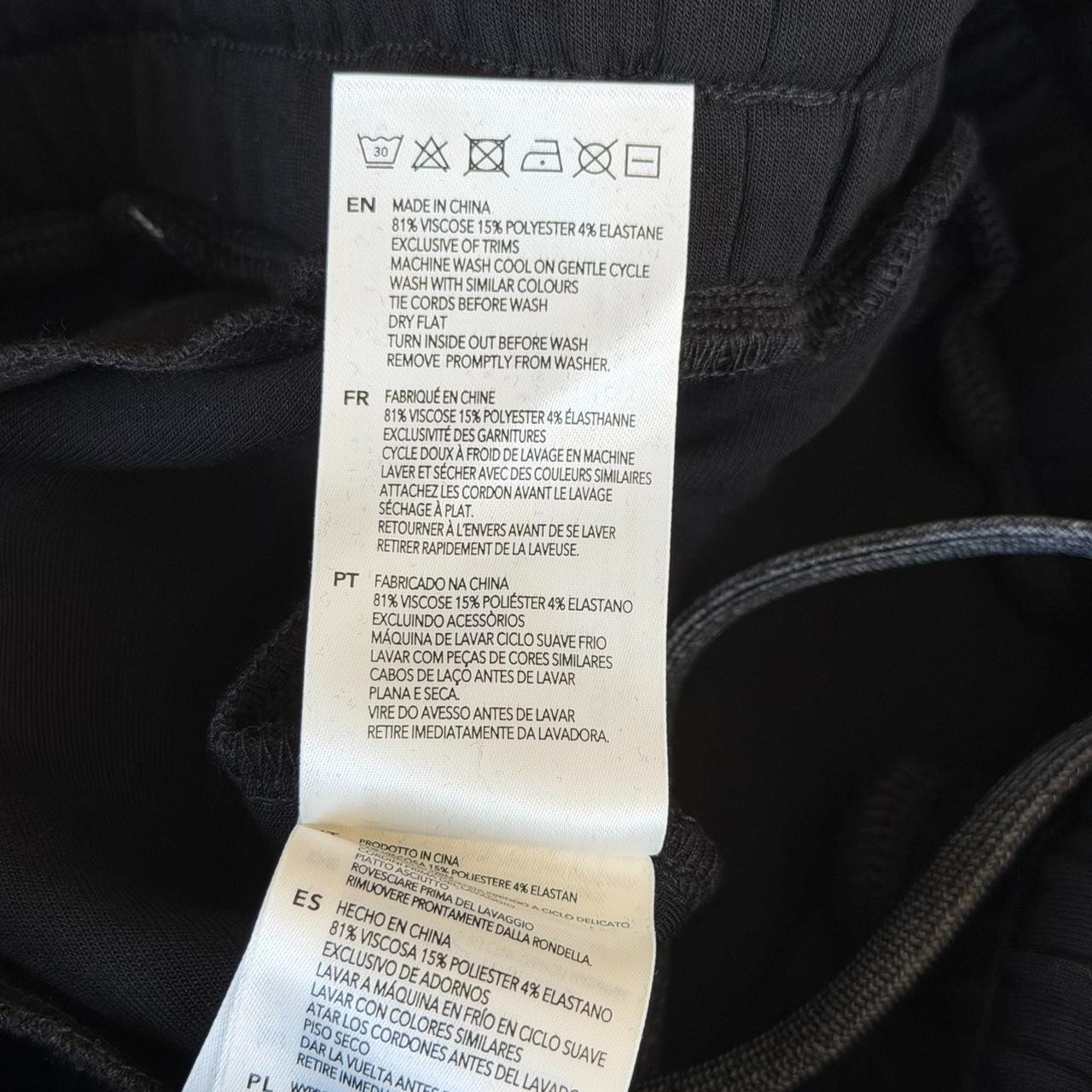 Varley The Slim Cuff Pant 27.5″ in Black, Size XXS