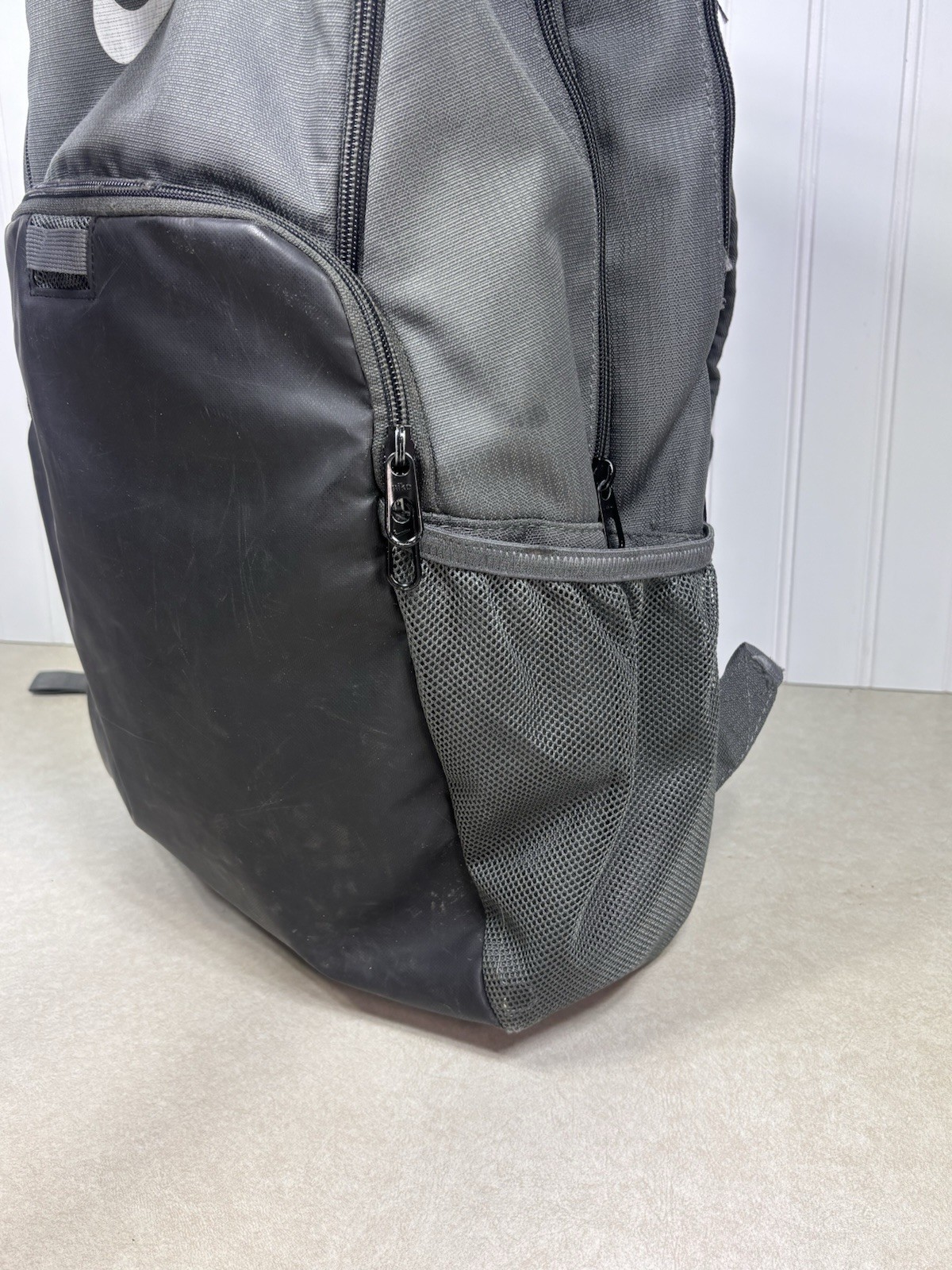Nike Brasilia 9.5 Training Backpack Grey Book Sports Overnight Swoosh Bag