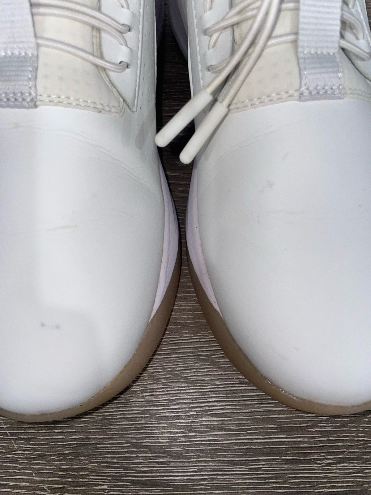Clove Classic Womens 10 Brilliant White Sneakers