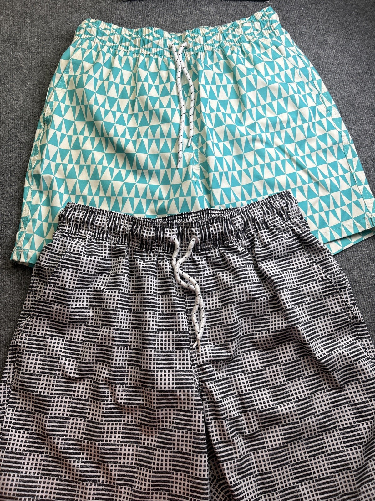 George Swim trunks Two Pairs Medium 32-34 Waist Drawstring Liner Pocket