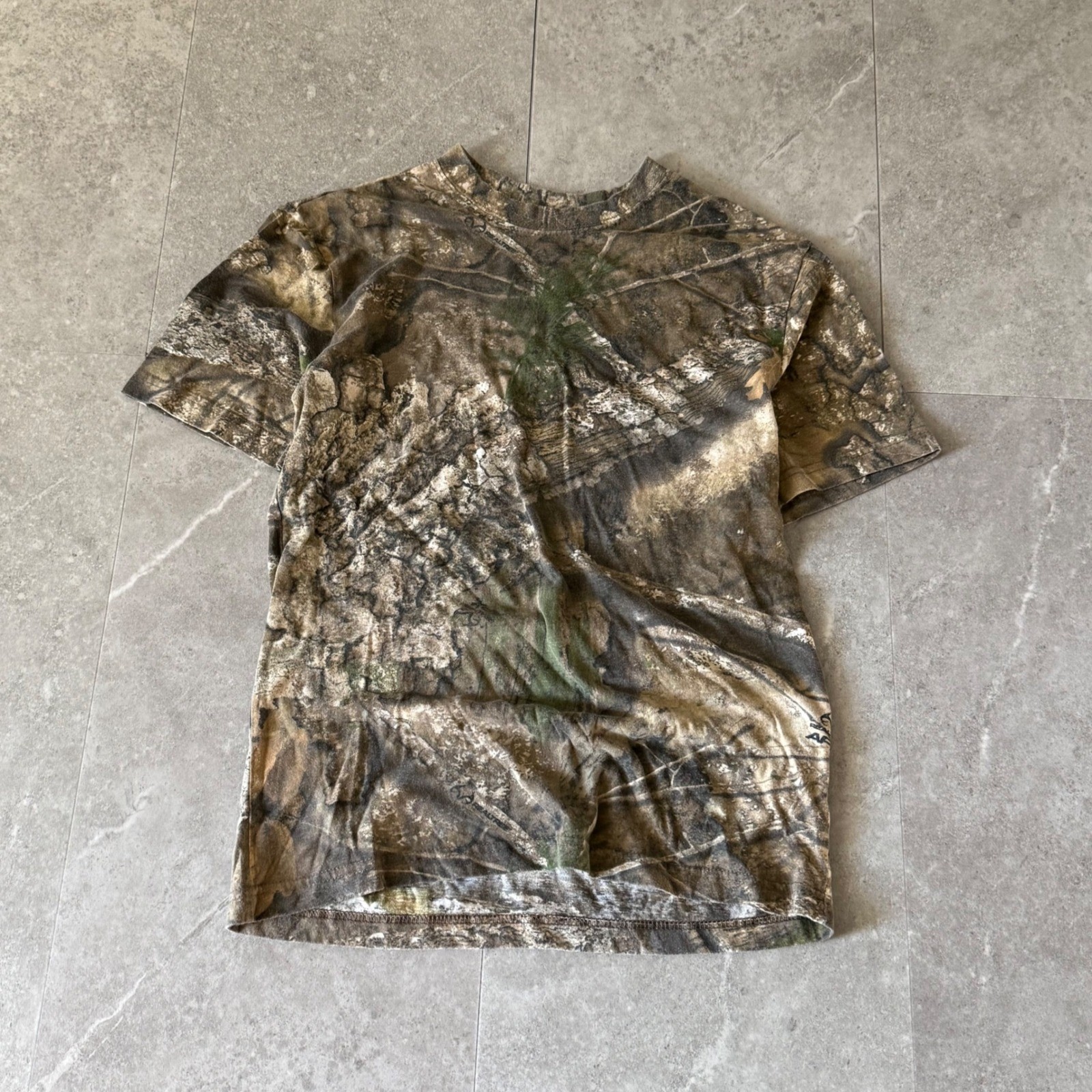 Realtree Camo T-Shirt Size S