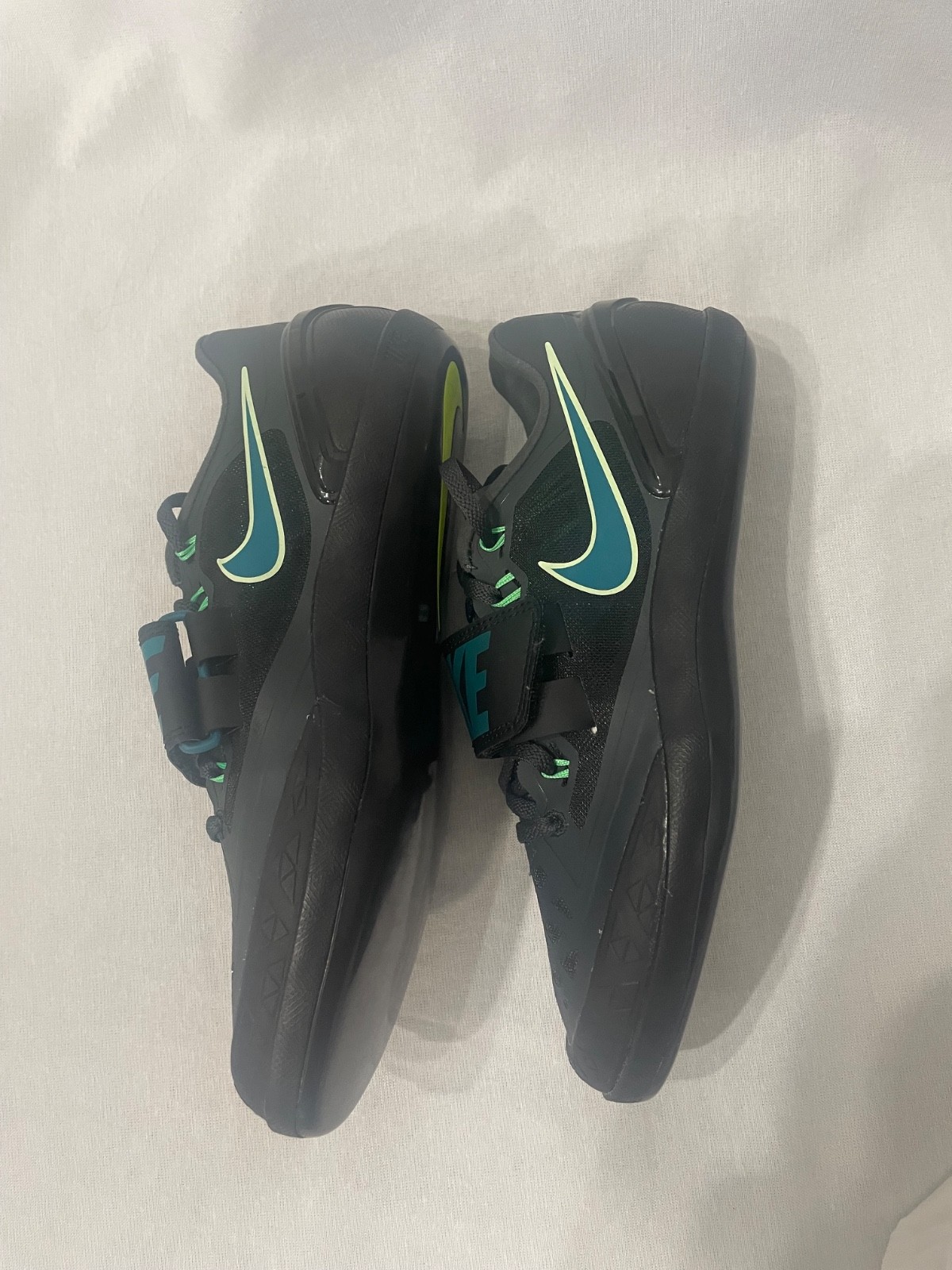 Size 9.5 – Nike Zoom Rotational 6 Anthracite Bright Spruce