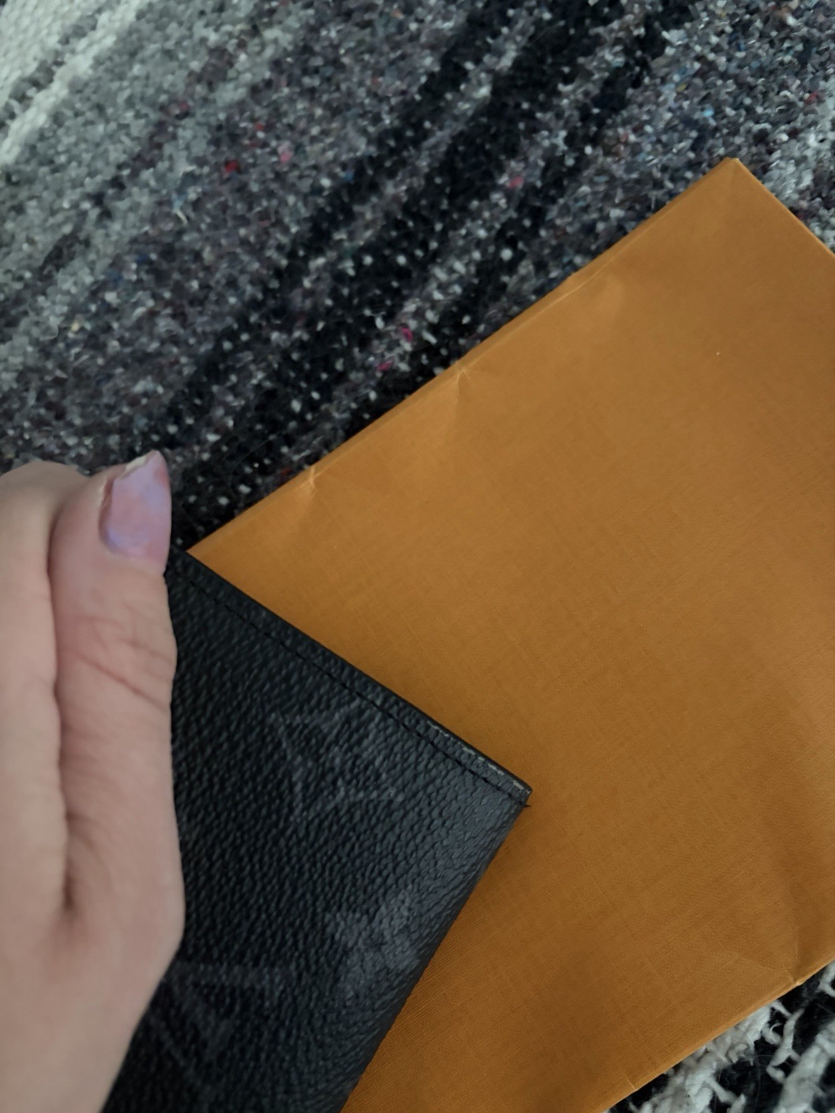 Authentic Louis Vuitton Envelope Card Holder Monogram Leather
