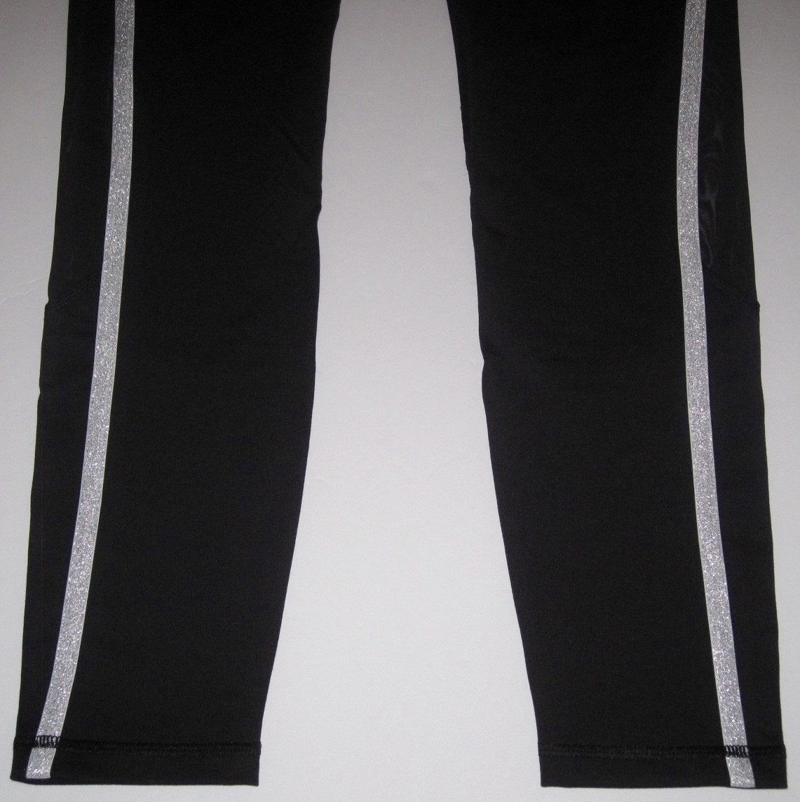 NWT VICTORIA’S SECRET SPORT BLACK MESH SILVER STRIPE KNOCKOUT TIGHT LEGGINGS