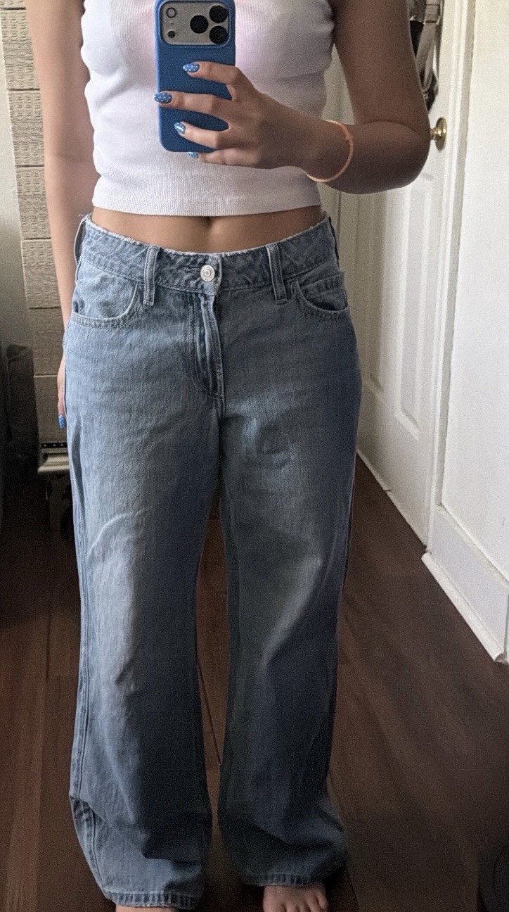 Hollister Women’s Blue Jeans Size 0 Stretch, Low Rise, Straight Fit