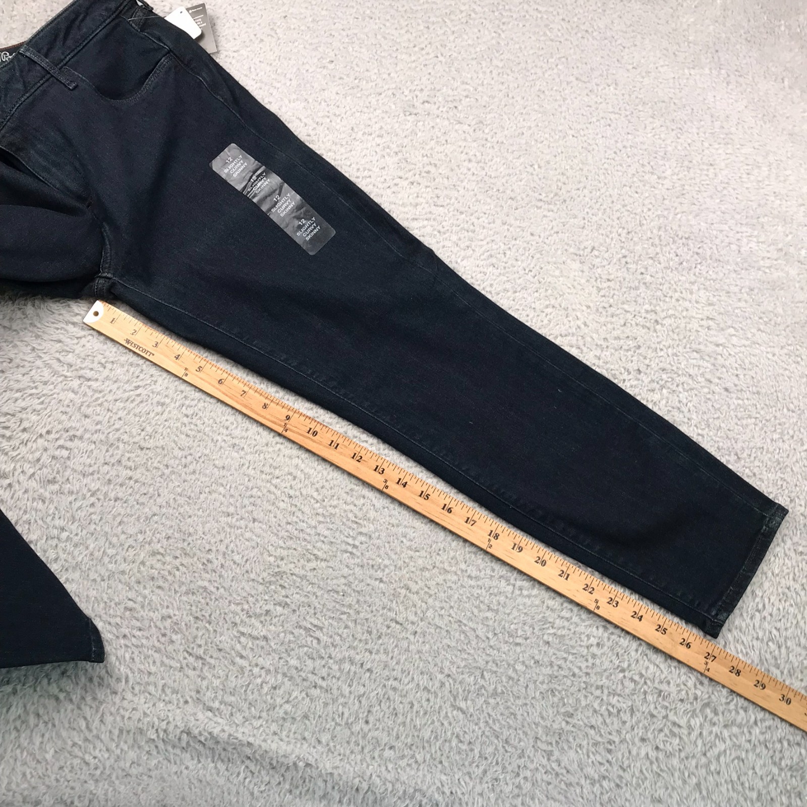 Eddie Bauer Jeans Womens 12 (33×27) Blue Slightly Curvy Skinny Stretch Denim NEW