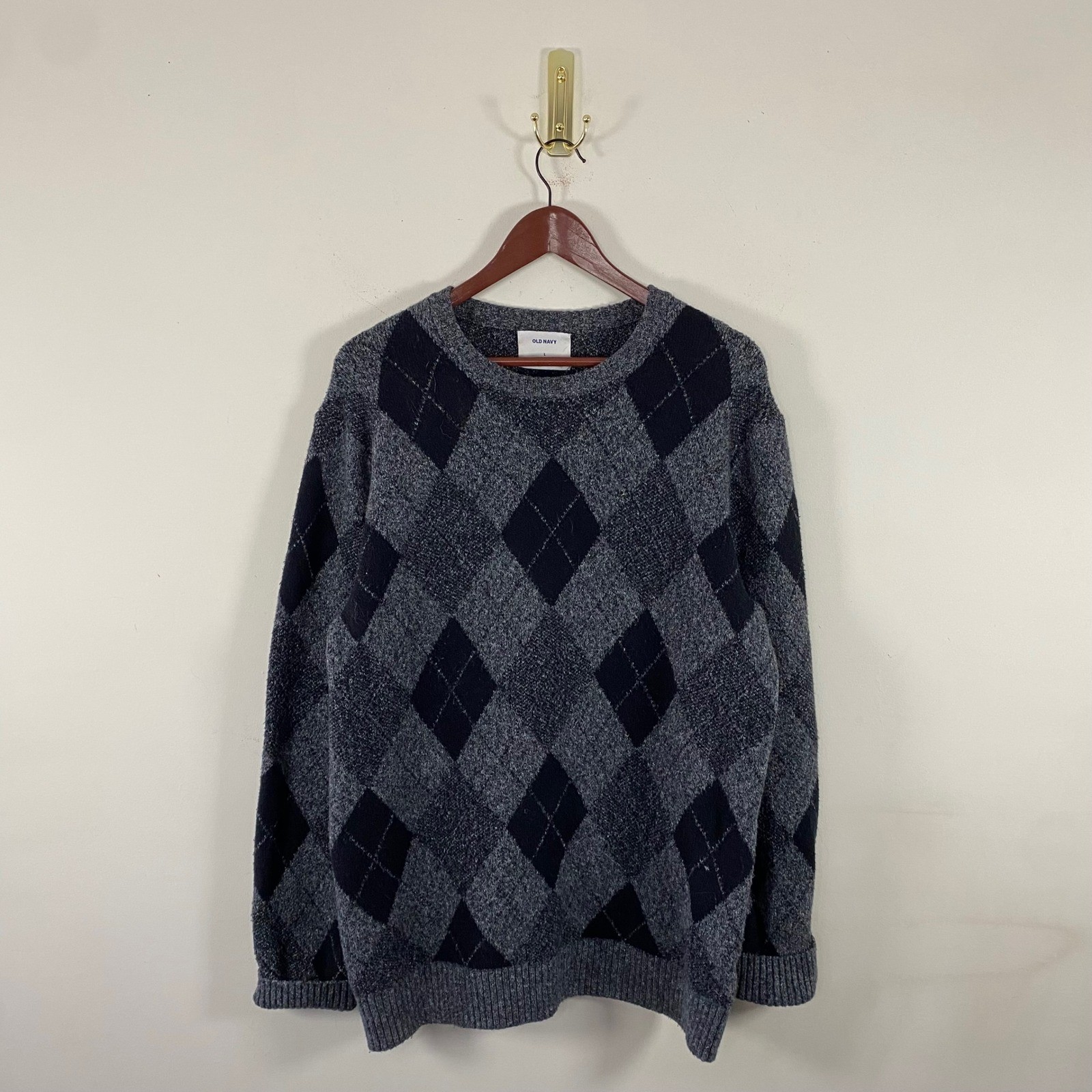 Old Navy Argyle Crewneck Sweater Gray Black Men’s Large Dark Academia Preppy