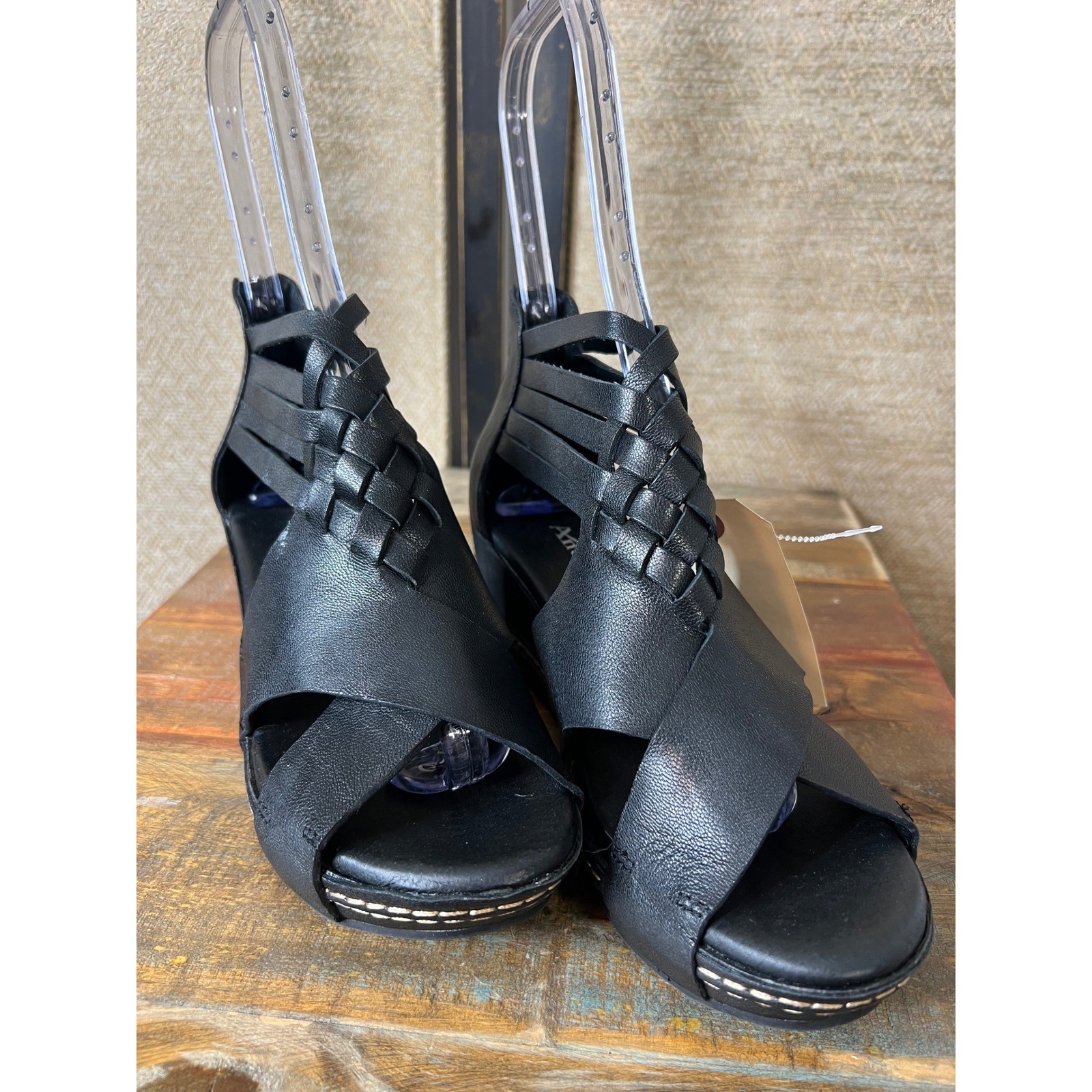 Sundance Antelope Davi Wedge Sandals Black Leather Woven Heel Gladiator 38