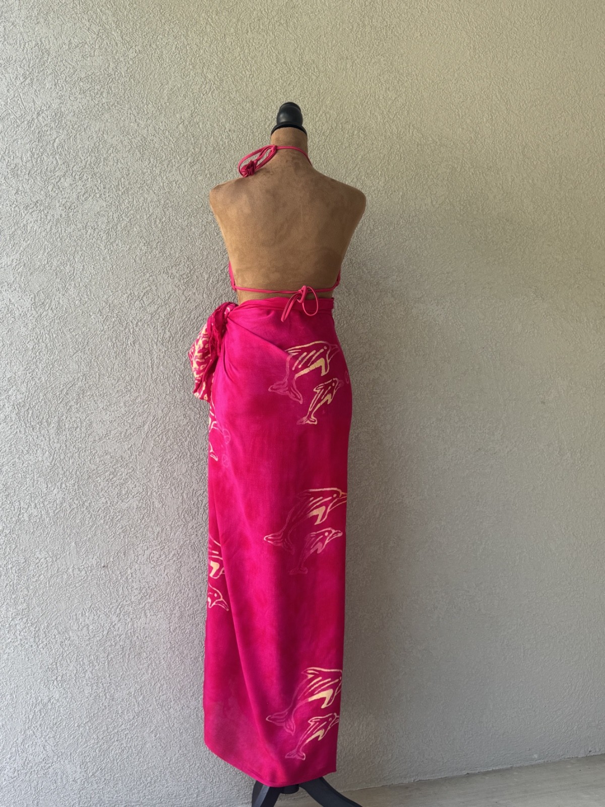 One Size Hot Pink Dolphin Print Swim Cover-Up Sarong Wrap Summer Beach Skirt