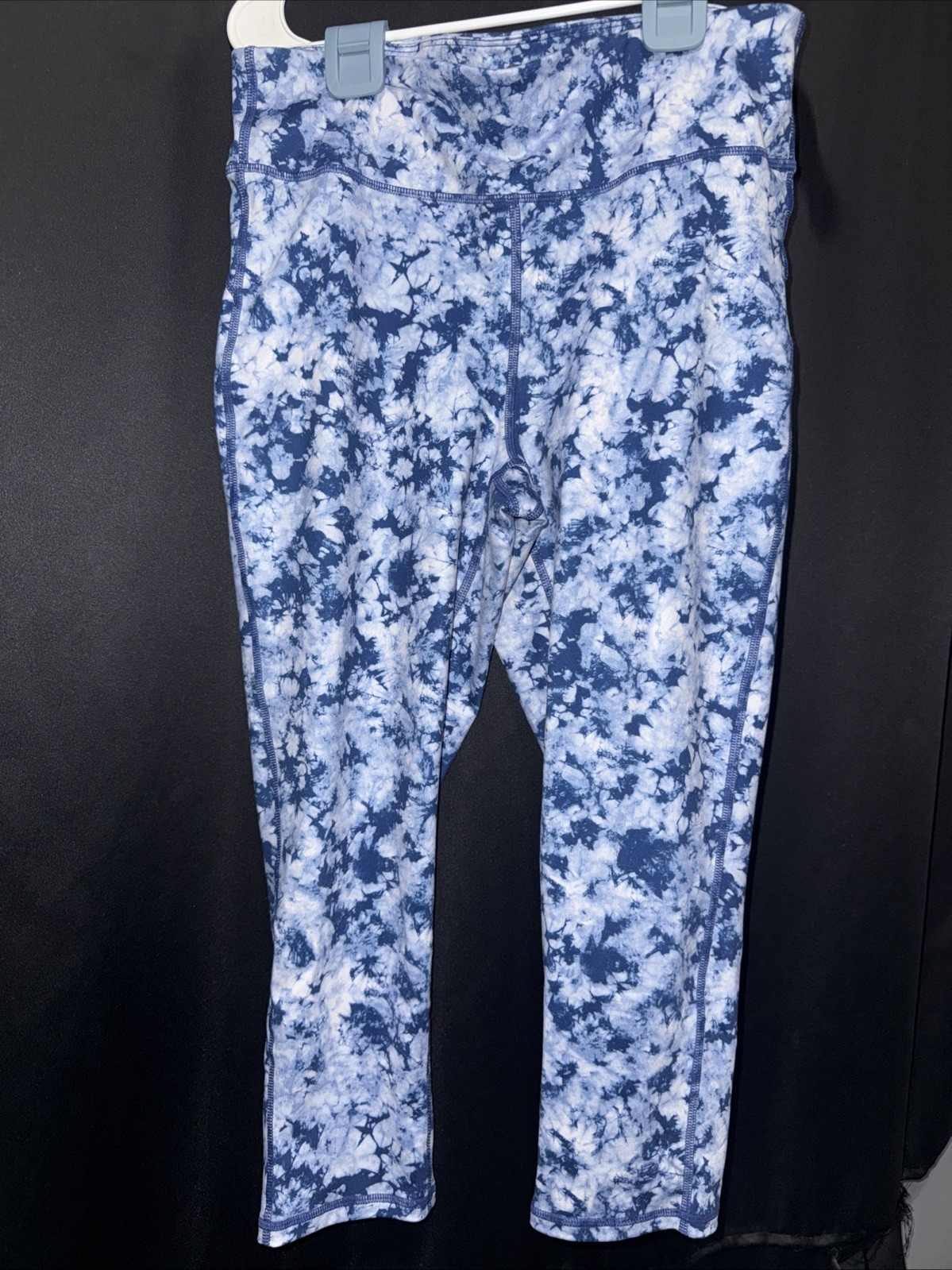 Blue, White Gap Fitness Size Medium Leggings -Stretch For Sports & Everyday Use
