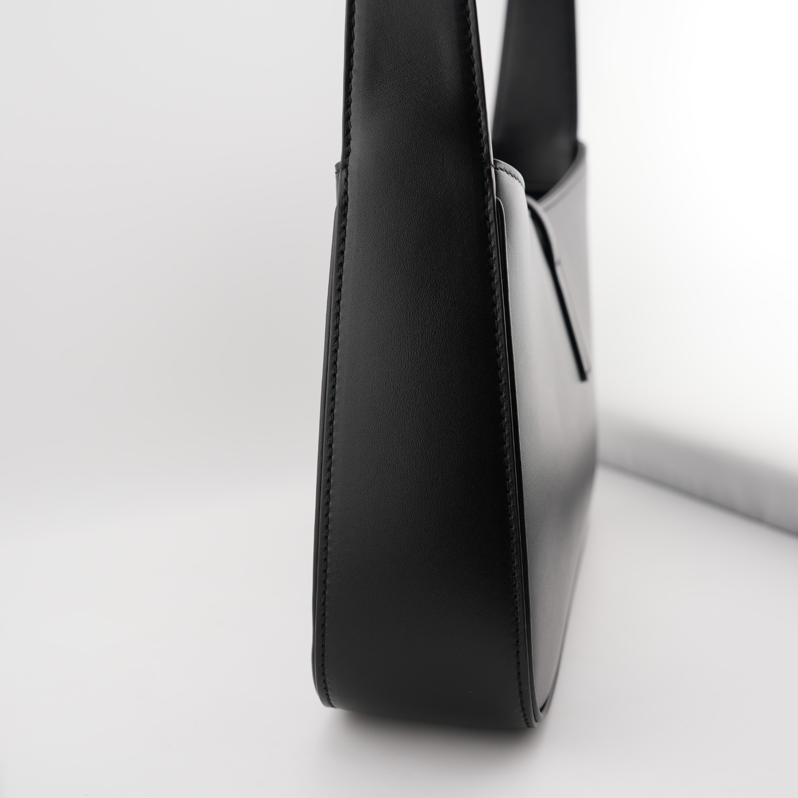 Saint Laurent YSL Le 5 à 7 Black Leather Shoulder Bag