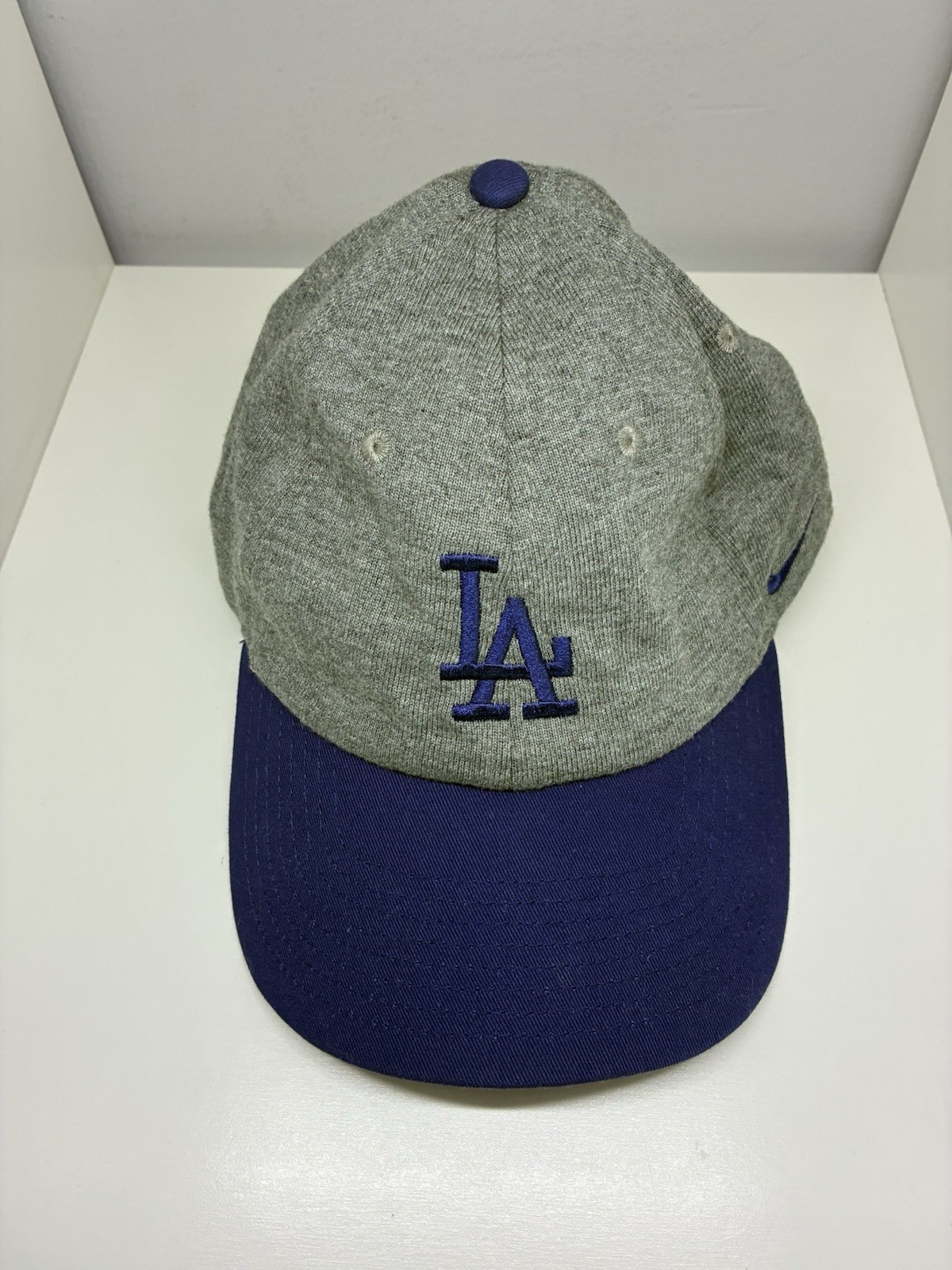 Nike Heritage 86 Dri Fit LA Dodgers Baseball Cap Hat Adjustable OS Gray Blue