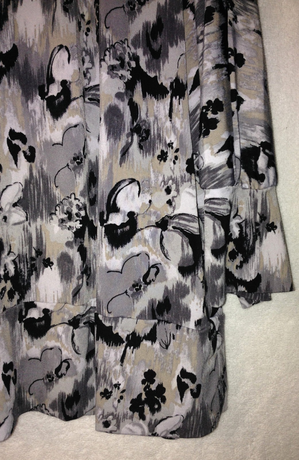 Susan Lawrence (Size 1X) Multicolor Geometric Pattern Blouse 3/4 Sleeve E167