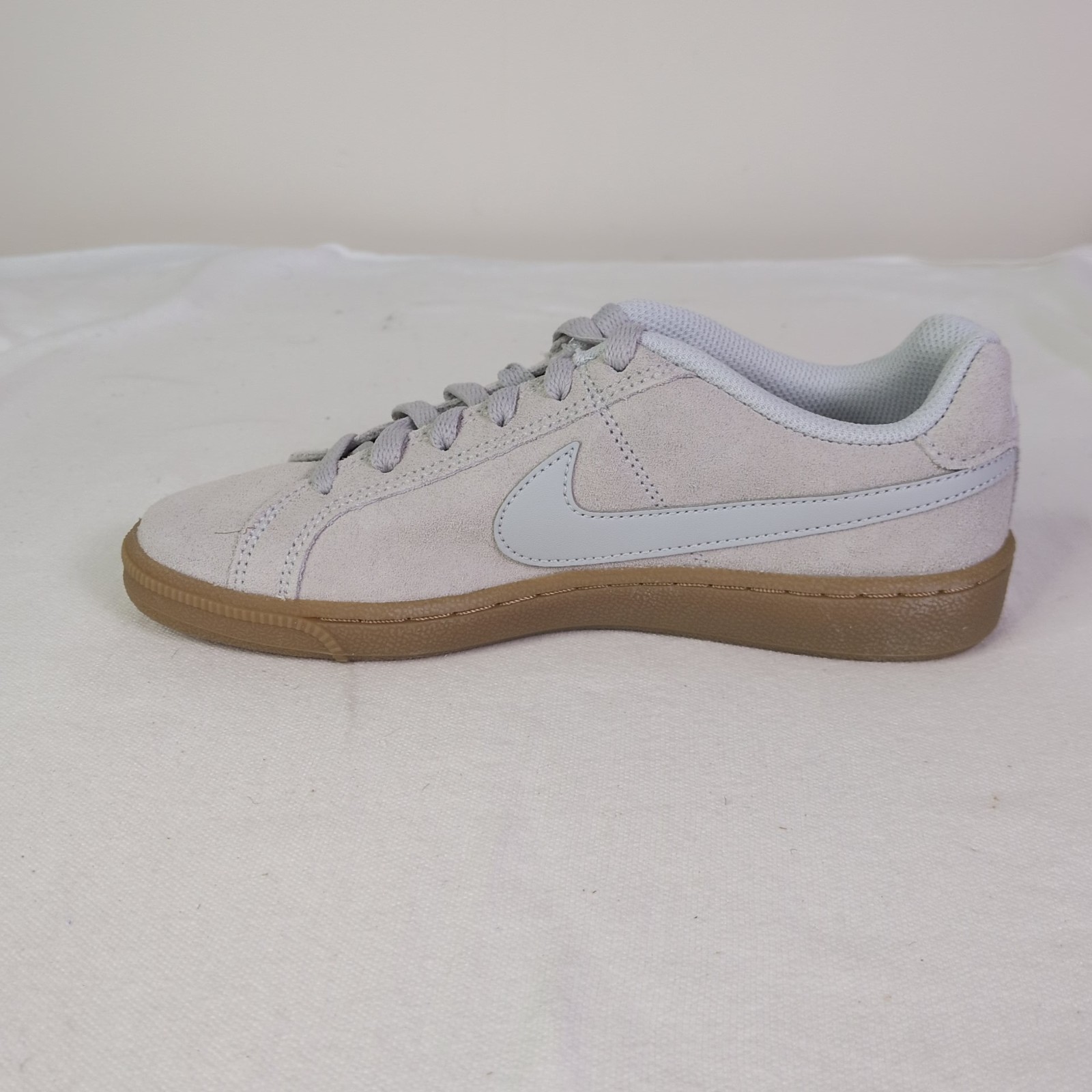 Nike Court Royale Suede Cream White 916795-001 Women’s Size 6 New